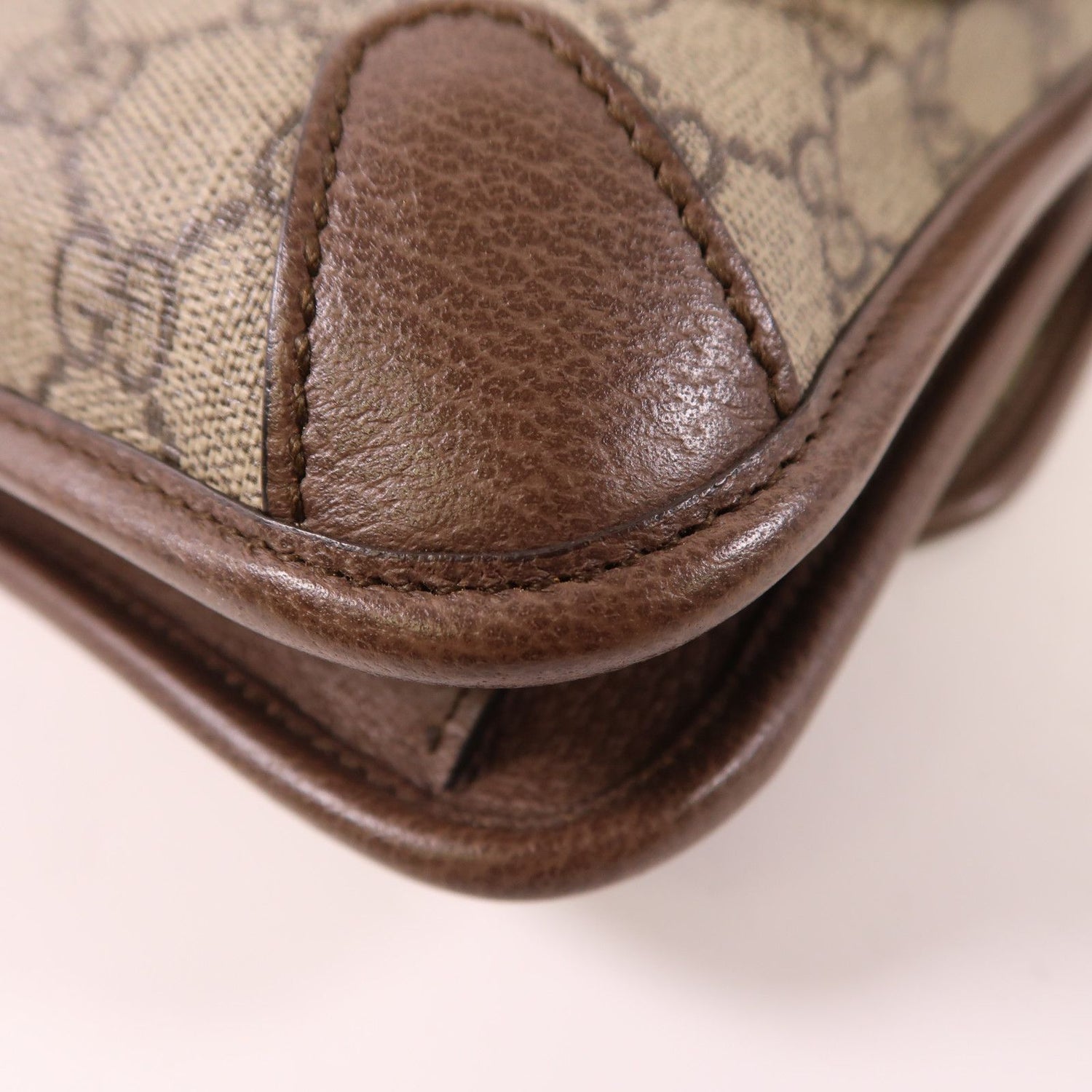 Gucci Painted Canvas Neo Vintage Small Gold Shoulder Bag Brown Pvc Coated Canvas 501050