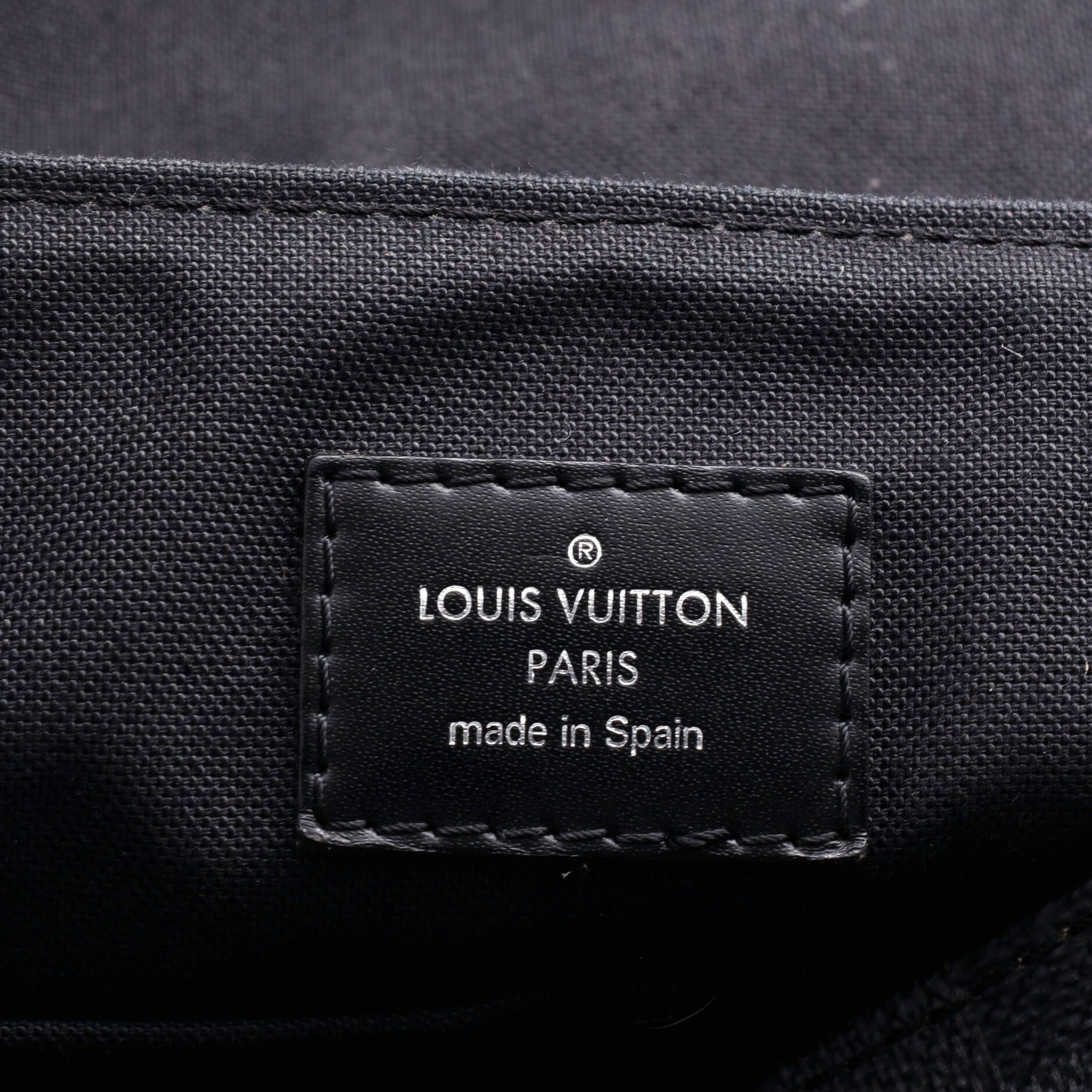 Louis Vuitton District Messenger Bag Limited Edition Nemeth Damier Graphite Pm