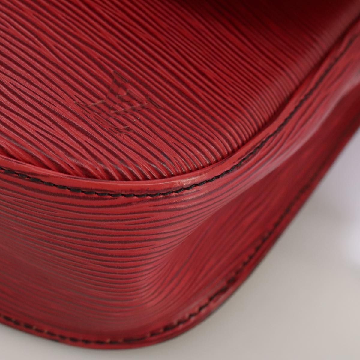Louis Vuitton Epi Saint Cloud Gm Shoulder Bag Red M 52197 Lv Auth