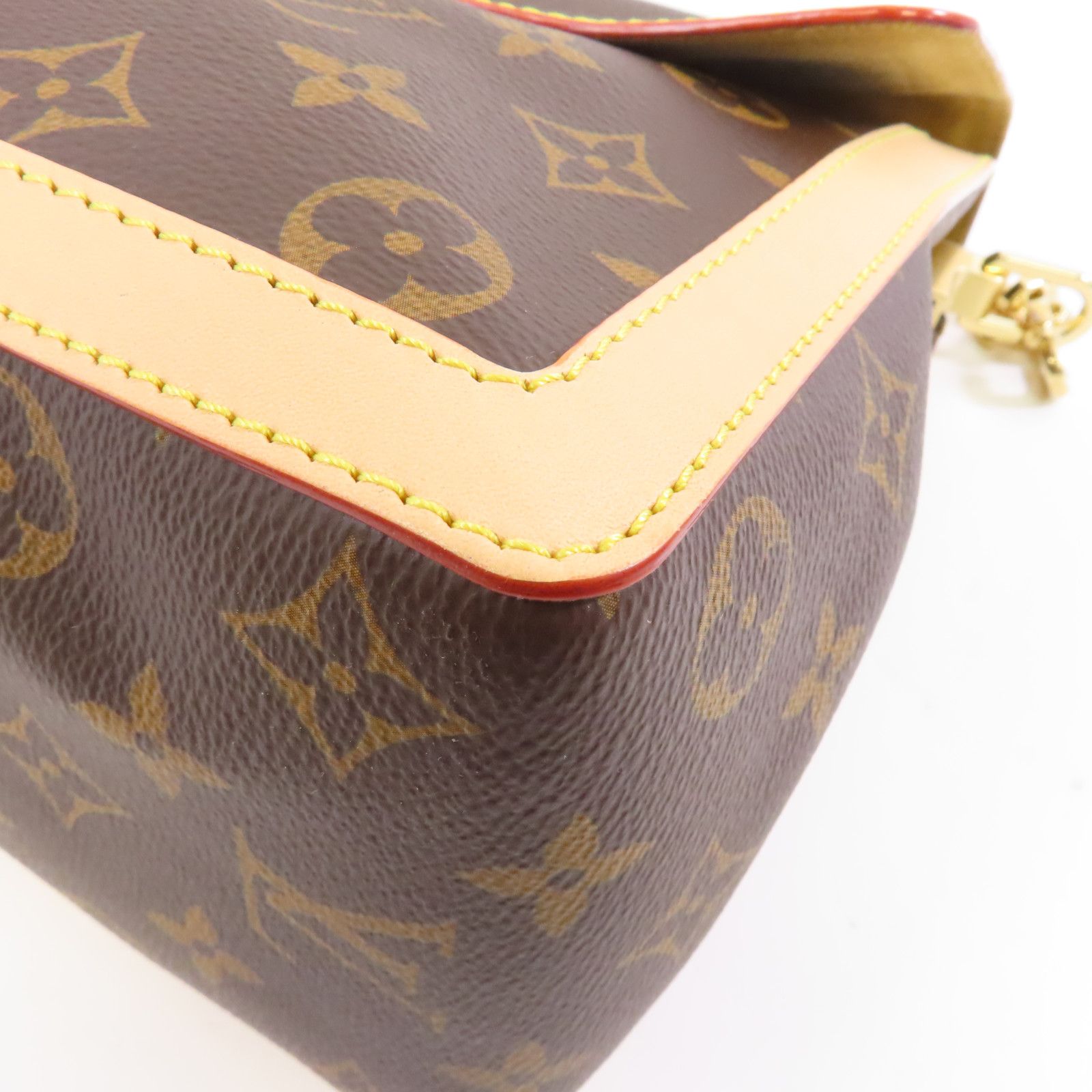 Louis Vuitton Monogram Dauphine Soft Gm Kinpaku Hand-handed Bag For Shoulders And Backs Palm Colo