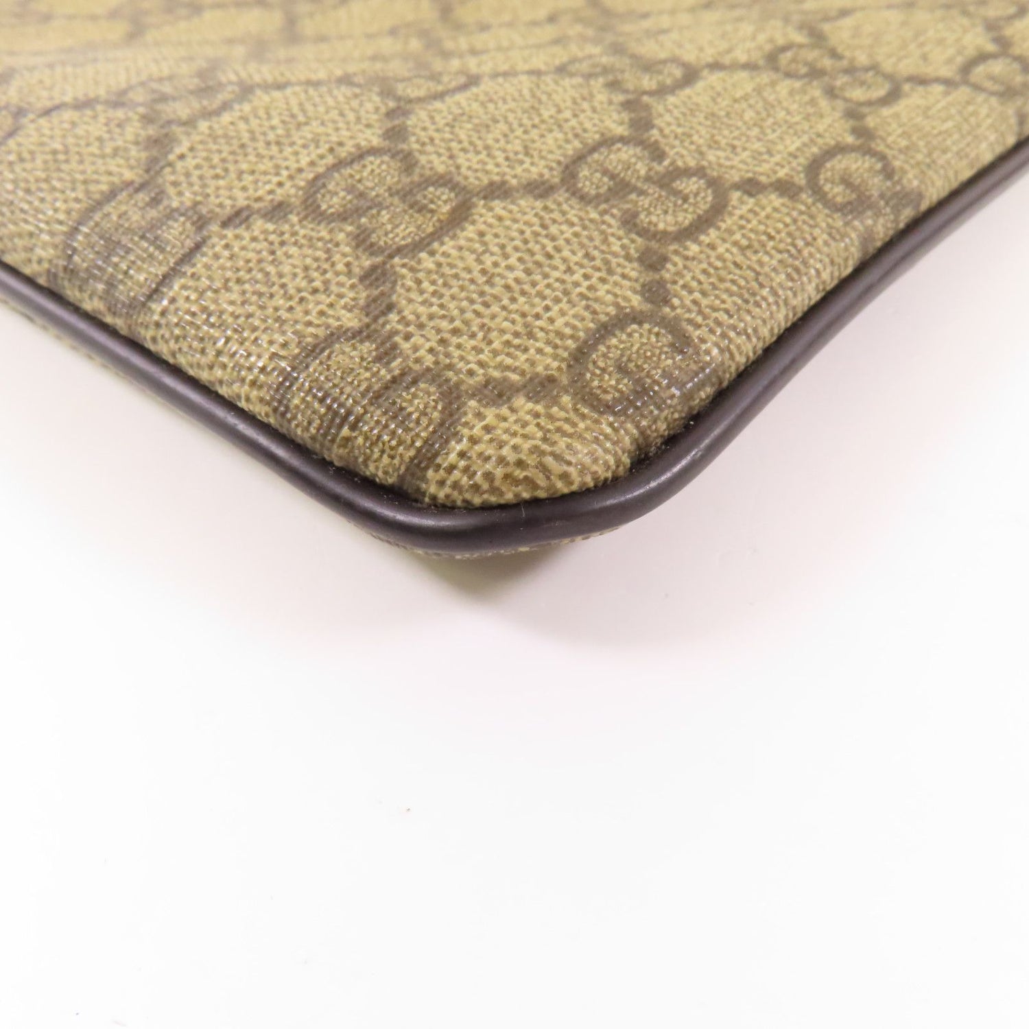 Gucci Large Flat Messenger, GG Supreme