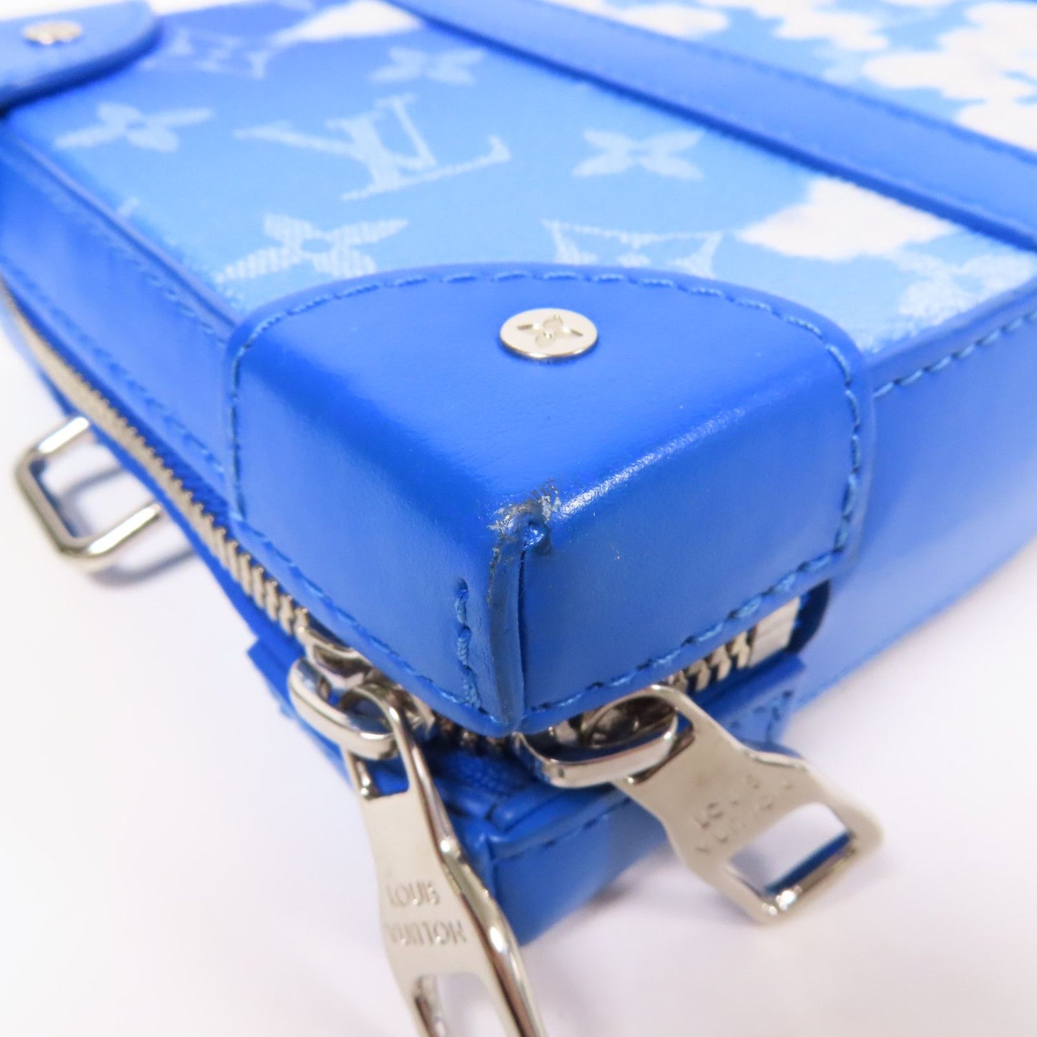 Louis Vuitton Monogram Clouds Soft Trunk Wallet Blue Shoulder Bag M 45432