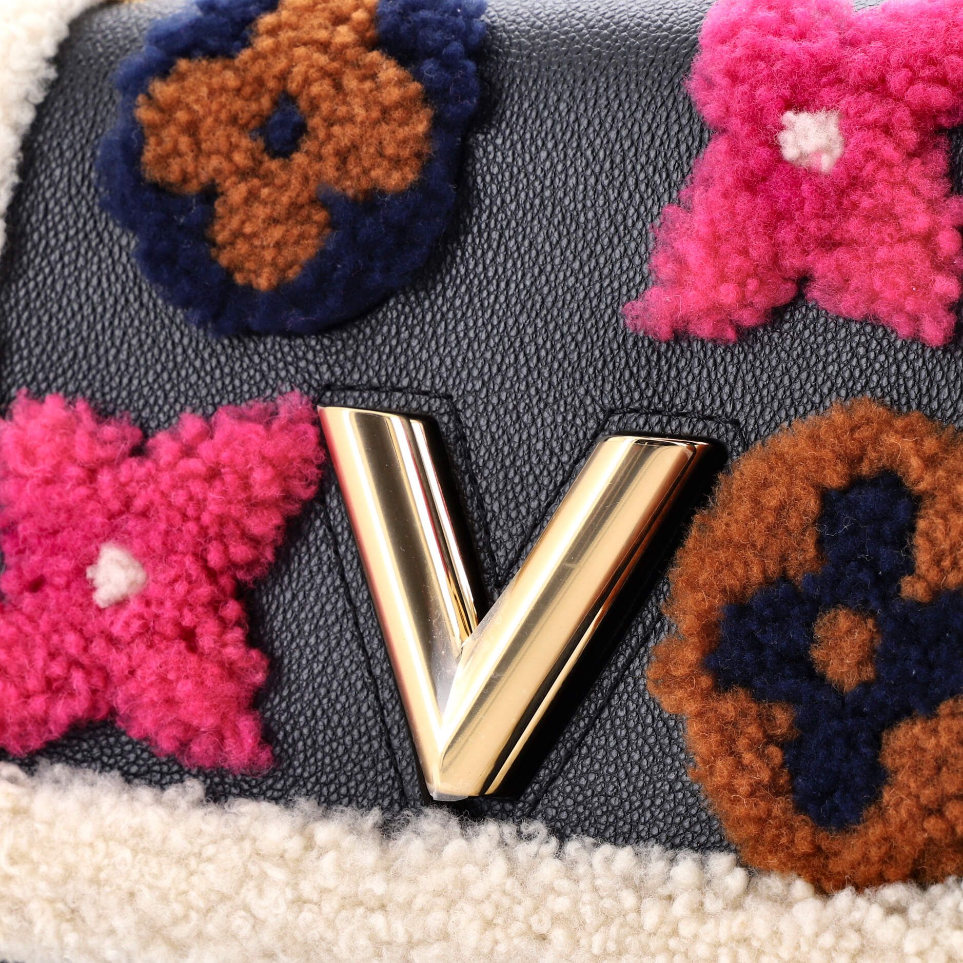 Louis Vuitton Twist Handbag Leather And Monogram Teddy Shearling Mm