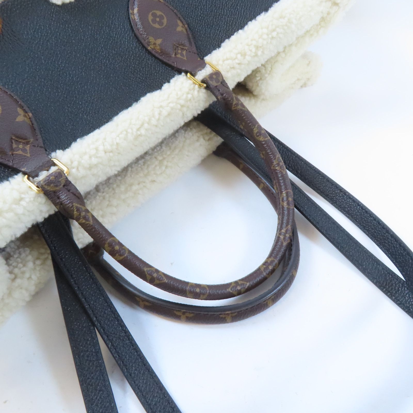 Louis Vuitton Cowhide Leather/wool On The Go Gm Tote Bag Hand-handed Shoulder Bag Black/white Black White Black 2way Sho