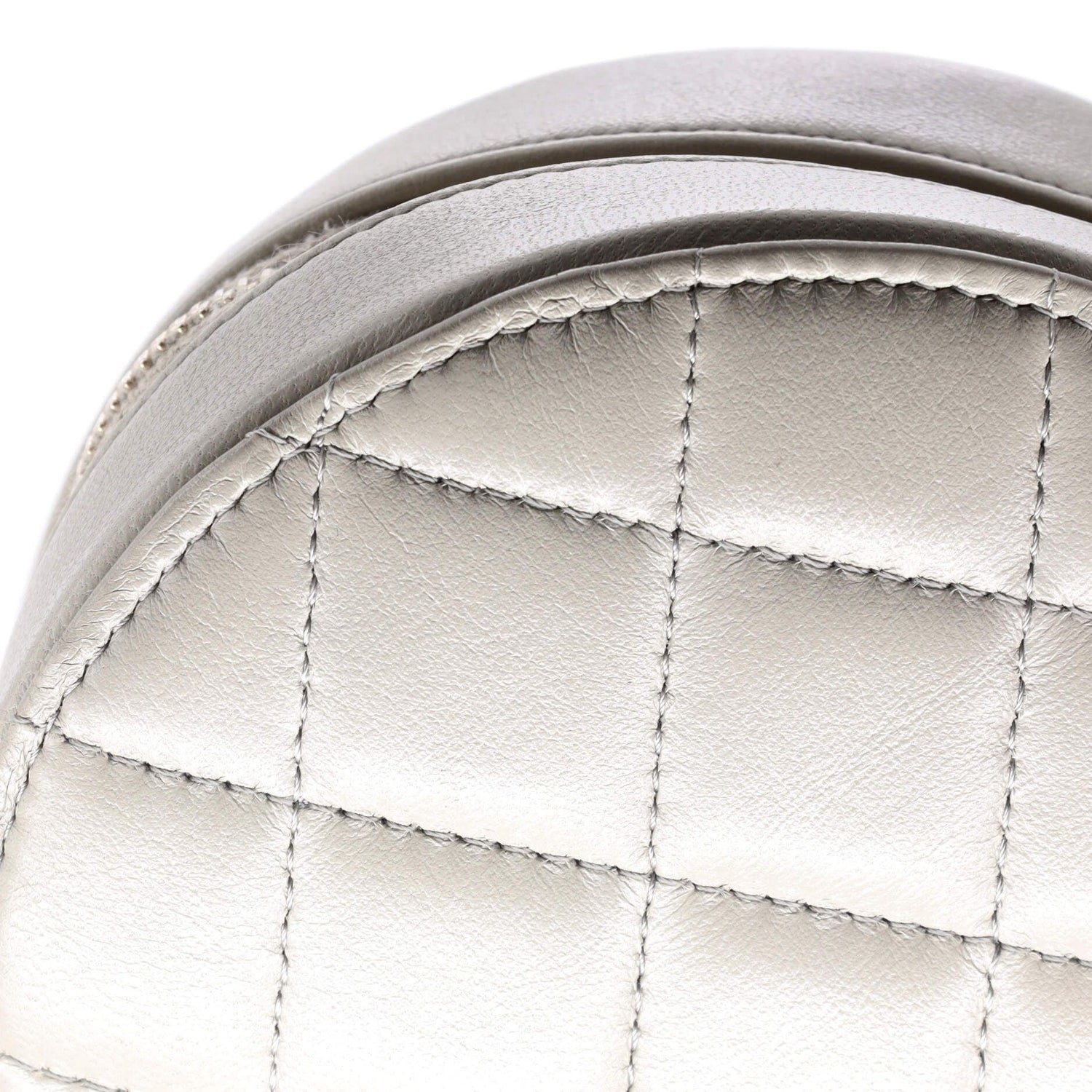 Chanel Pearl Crush Round Clutch With Chain Quilted Lambskin