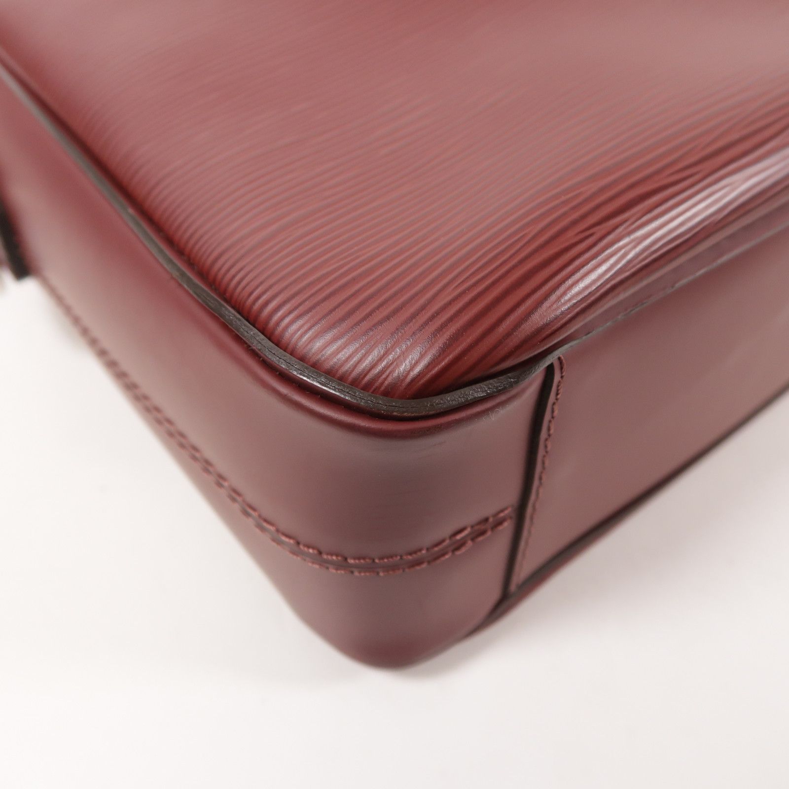 Louis Vuitton Epi Pdb Porte Ginko Hand-hound Shoulder Bag Red 2way Shoulder Bag M 54040