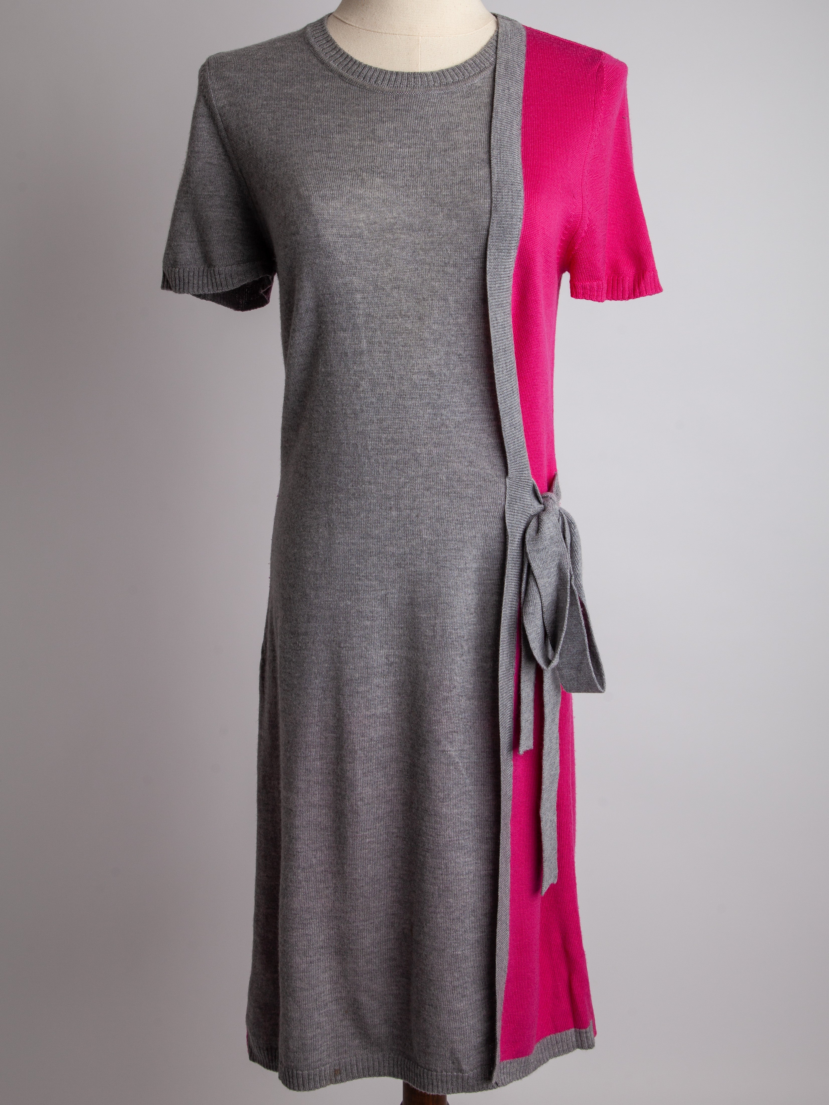 Good Blumarine Pink Cashmere Dress with Gray Sash Size N/A