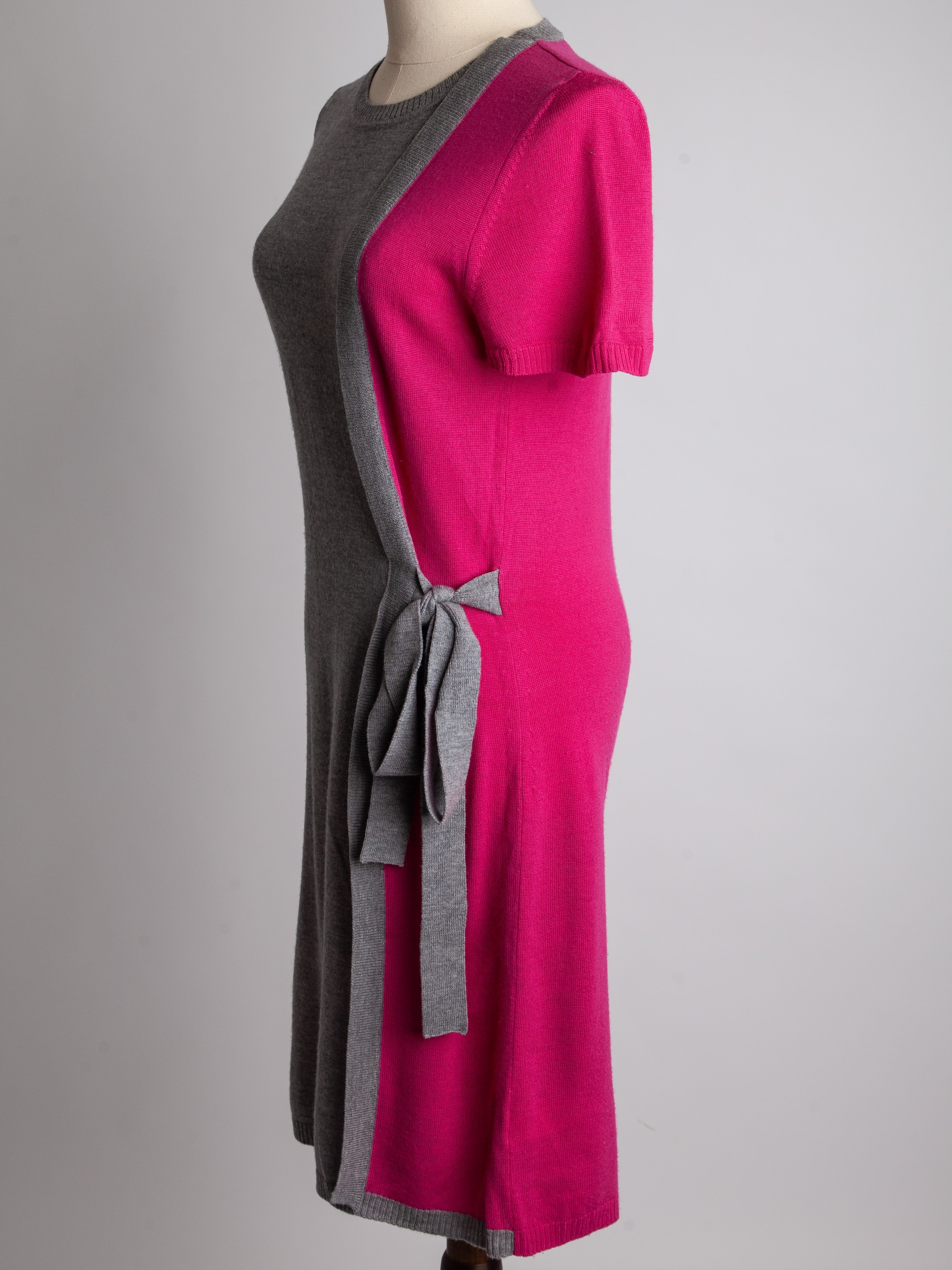 Good Blumarine Pink Cashmere Dress with Gray Sash Size N/A