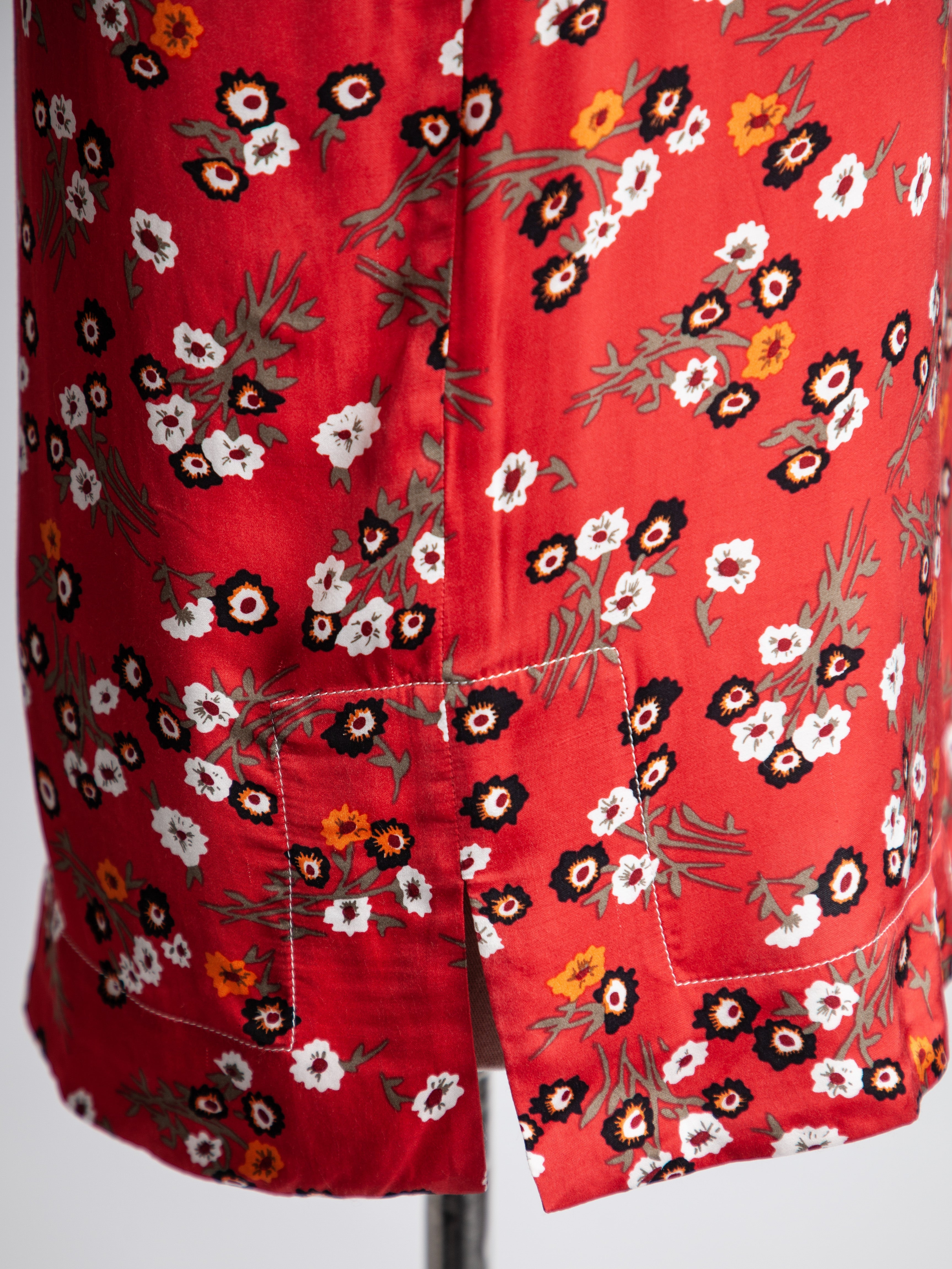 Good Maje Red Floral V-Neck Shirt Size L Viscose Women