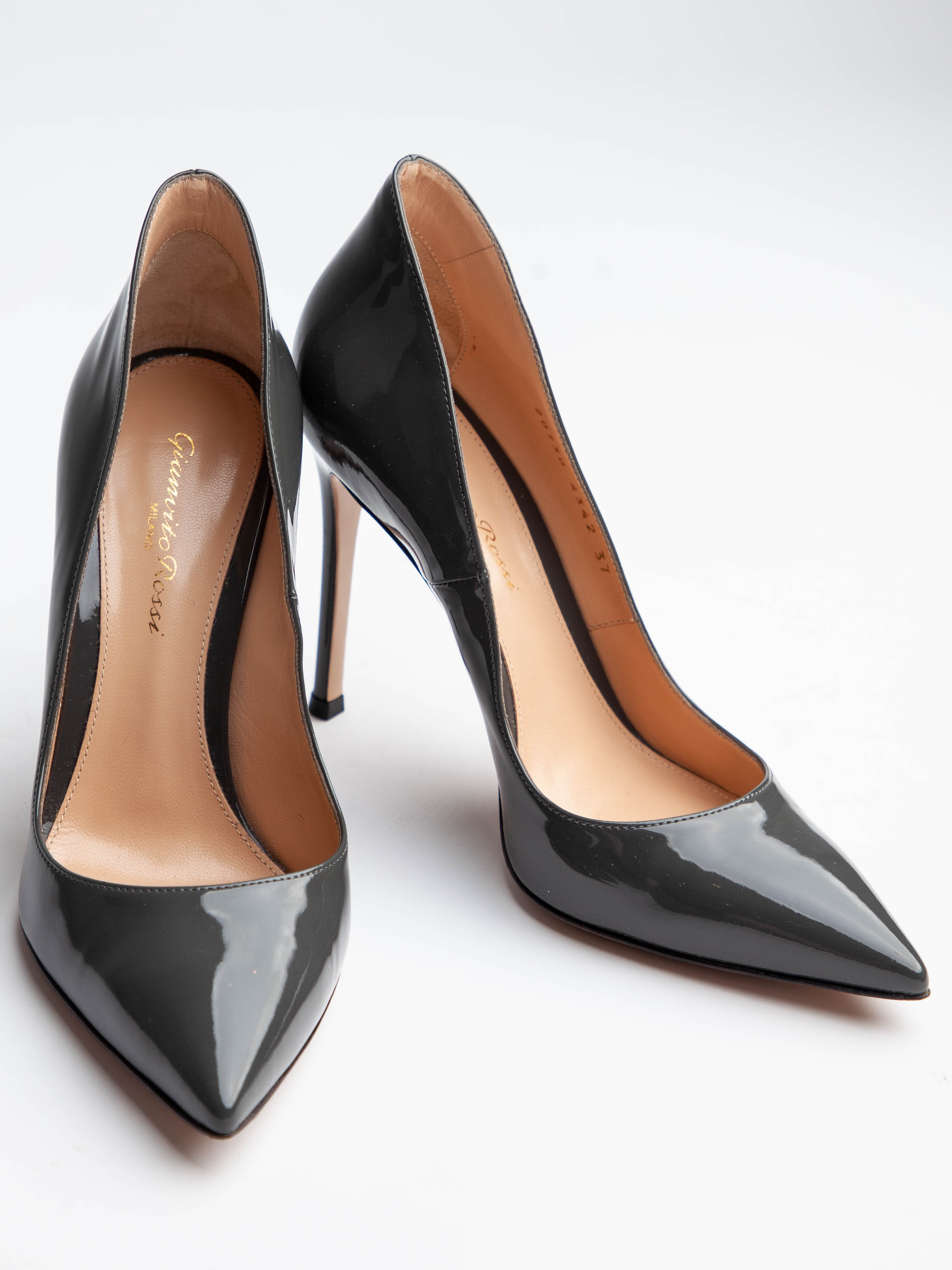 Perfect Gianvito Rossi Gray Patent Leather High-Heeled Shoes