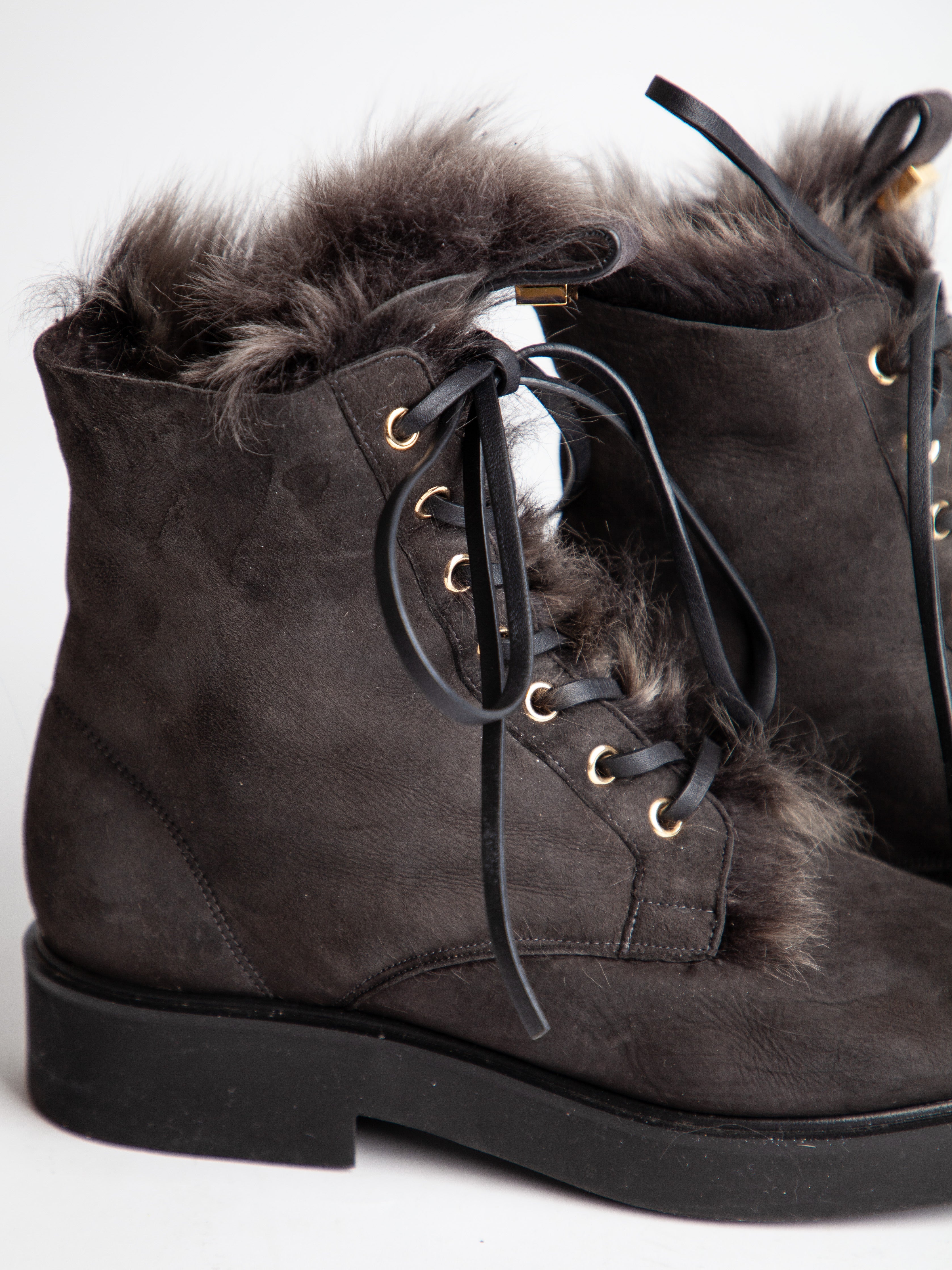 Good Stuart Weitzman Black Genuine Suede Lace-Up Boots Size 39