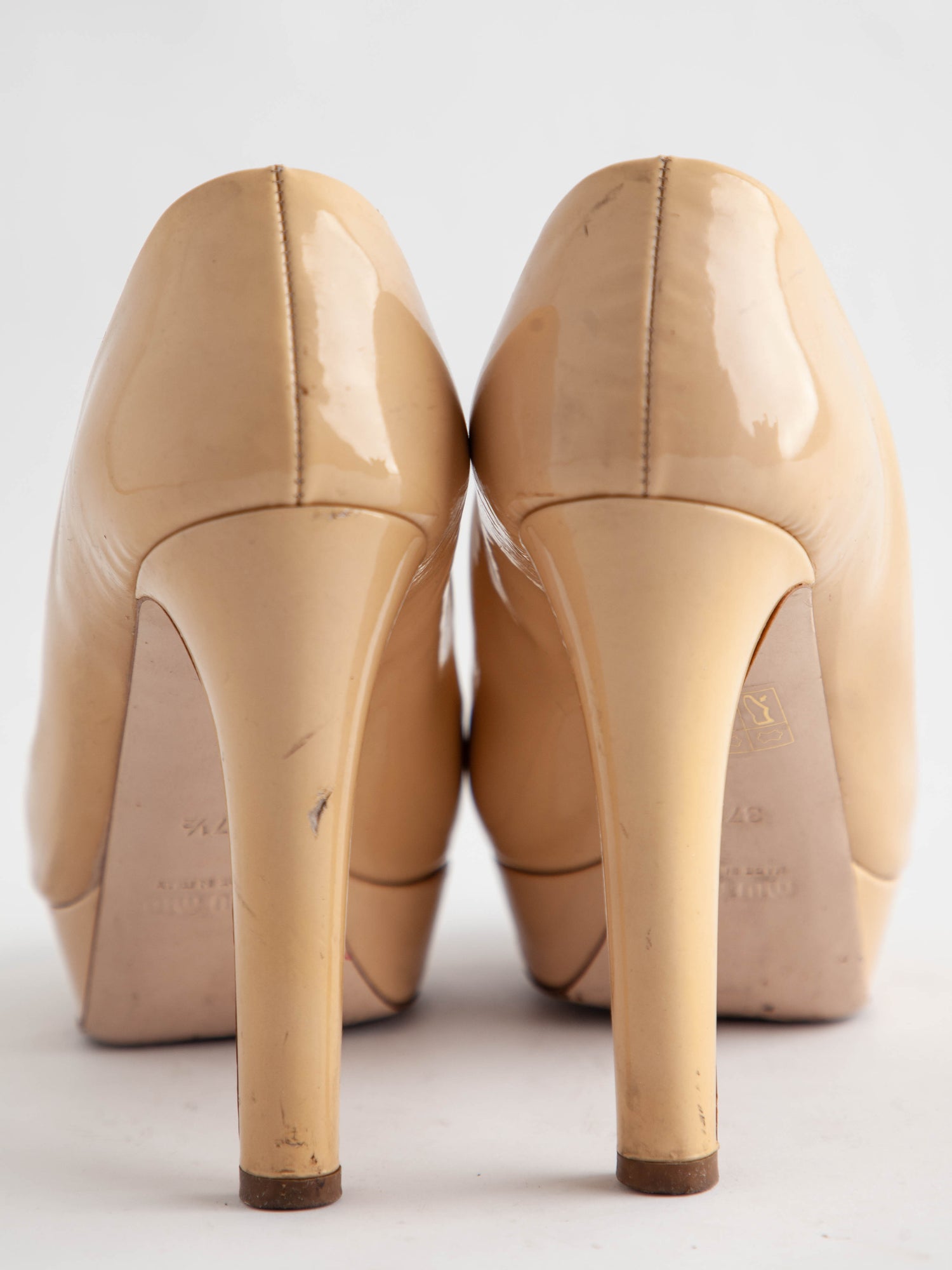 Average Miu Miu White Leather Peep-Toe High Heels Size 38
