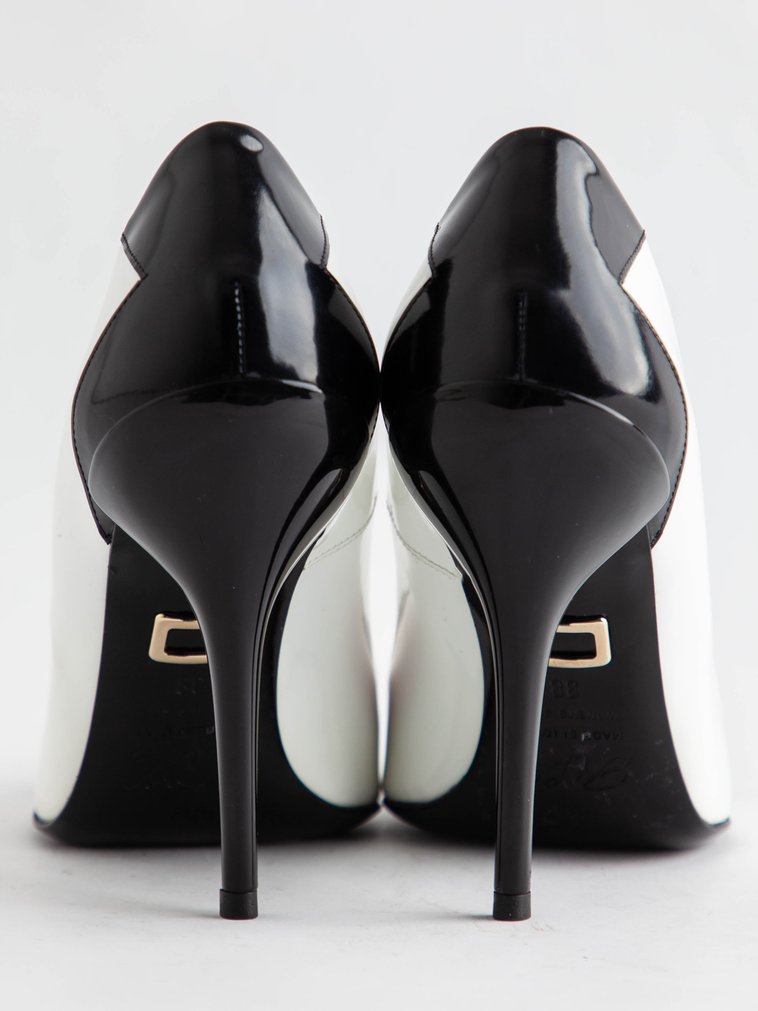 Good Roger Vivier High-Heeled Shoes White Black Cap Size 37