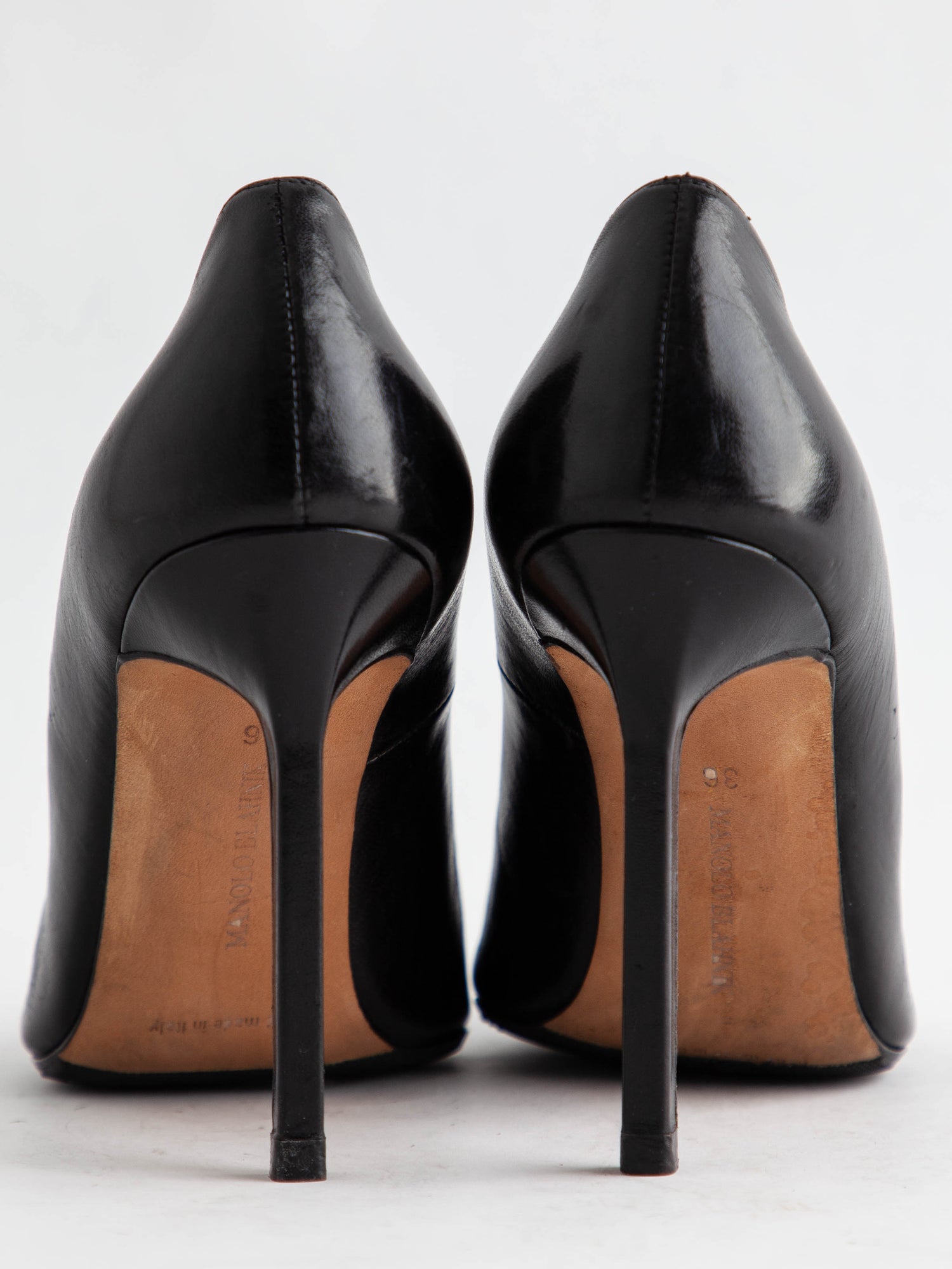 Perfect Manolo Blahnik Black Leather High-Heeled Shoes Size 36