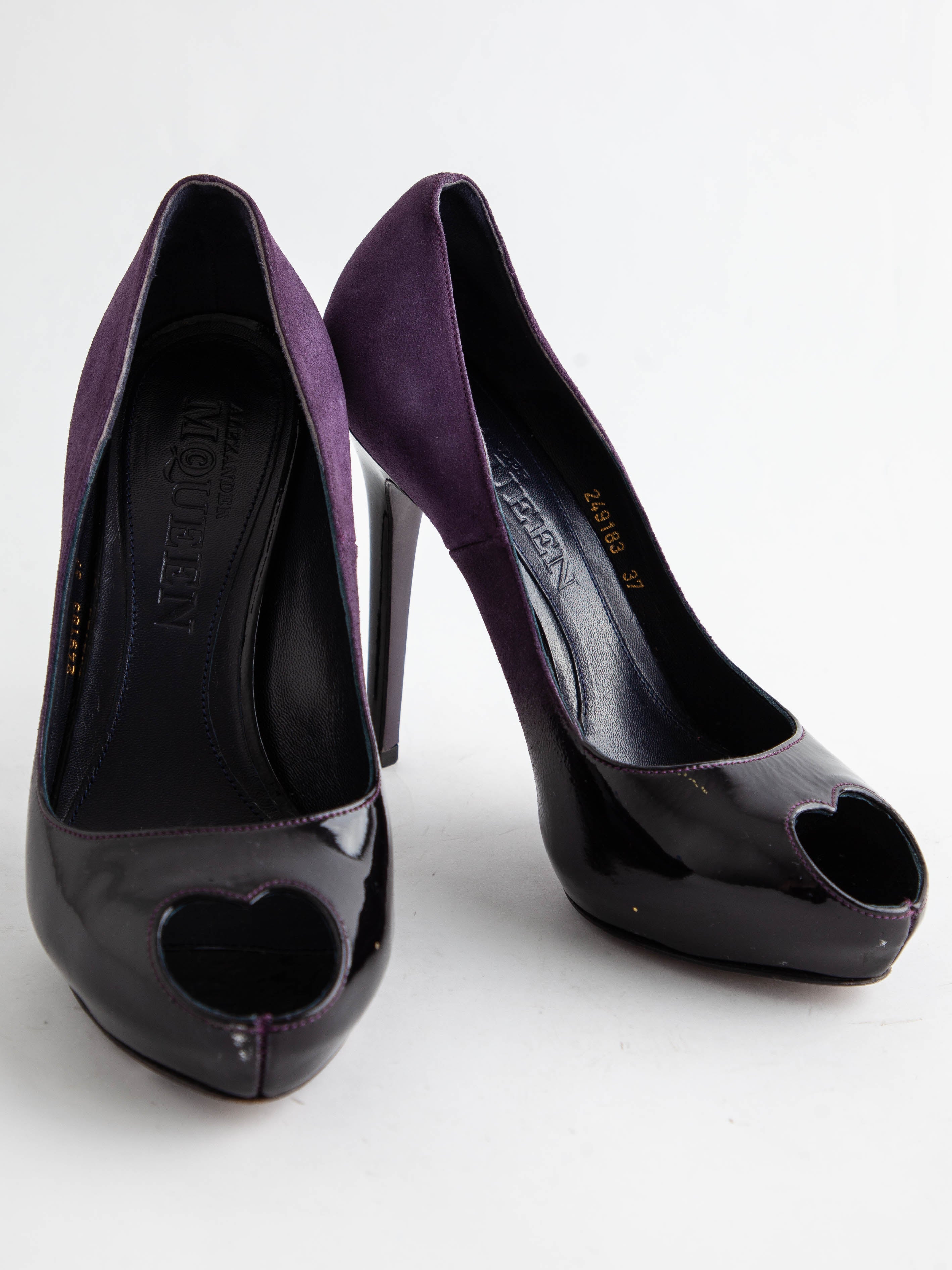 Good Yves Saint Laurent Purple High-Heeled Shoes Size 37