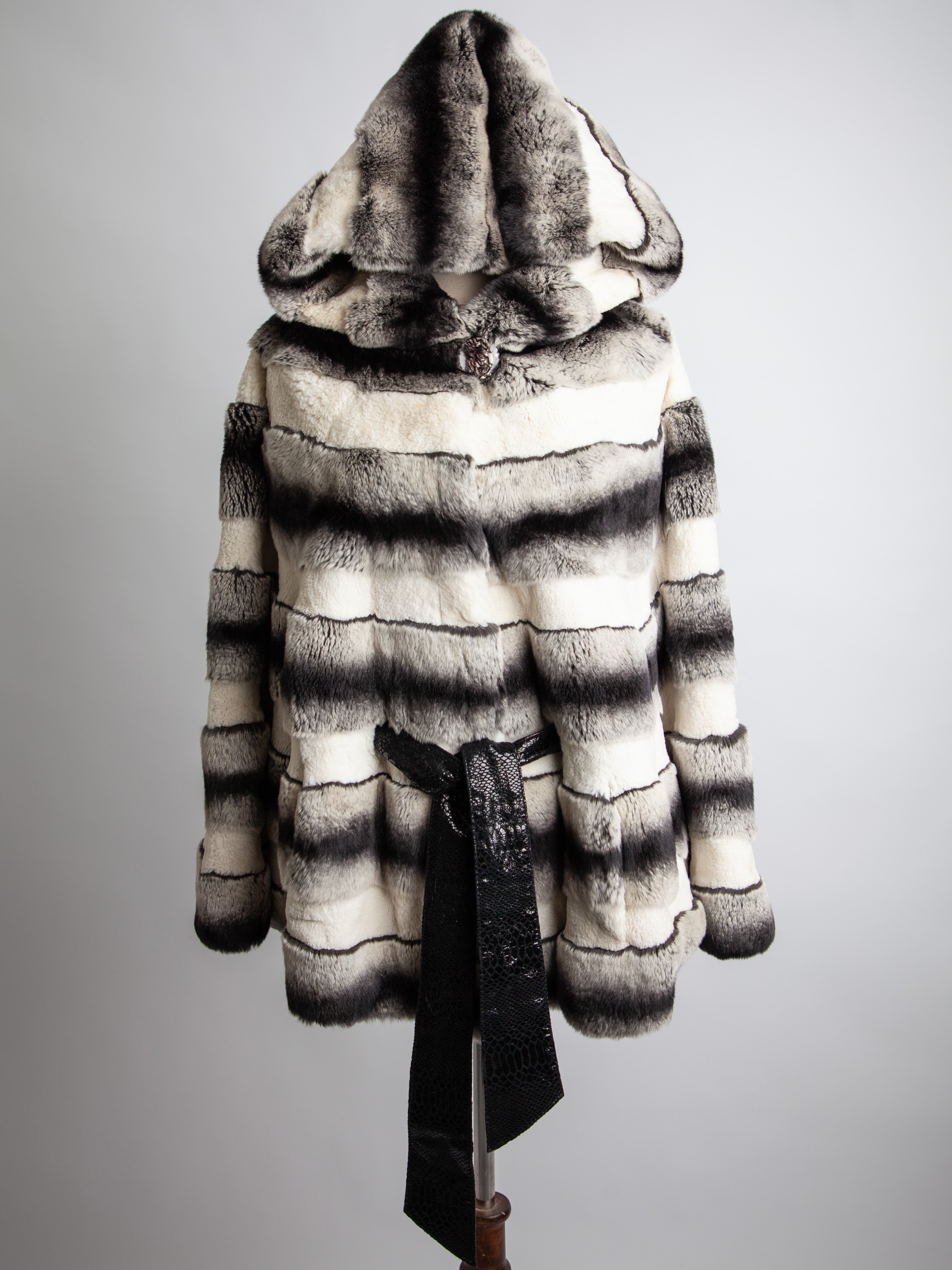 Good Cassie Gray Striped Fur Coat with Hood and Belt, Size XXS