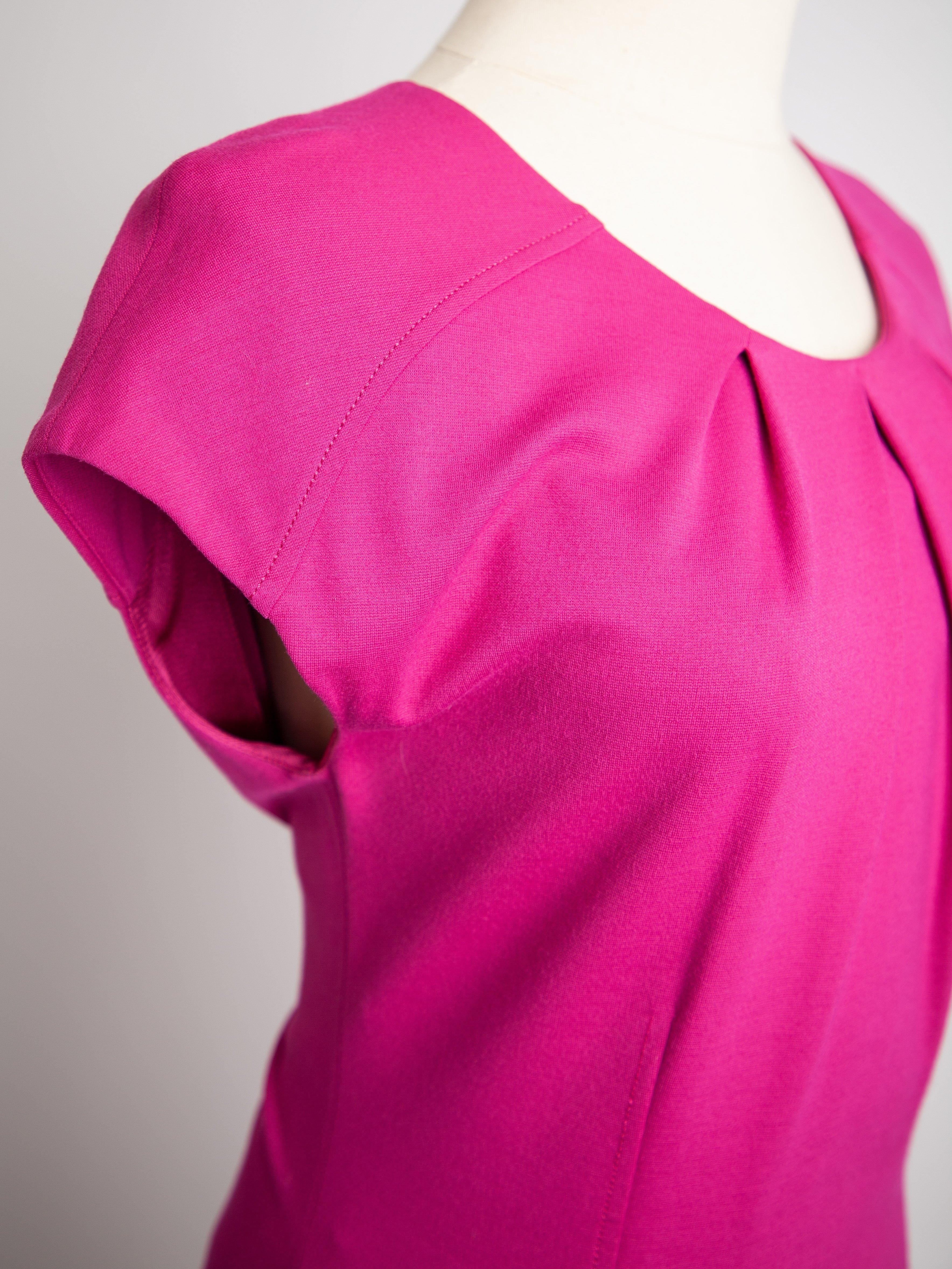 Good Escada Pink Polyester Dress Size M with Pleats & Zip Closure