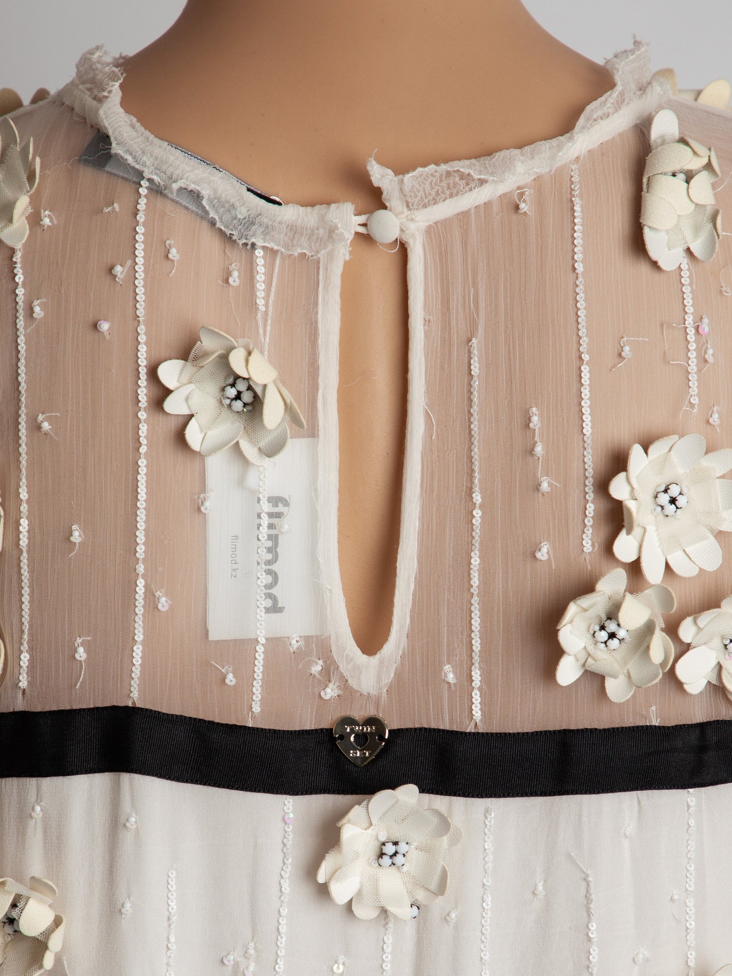 Average TWINSET White Floral Appliqué Dress Size S Viscose