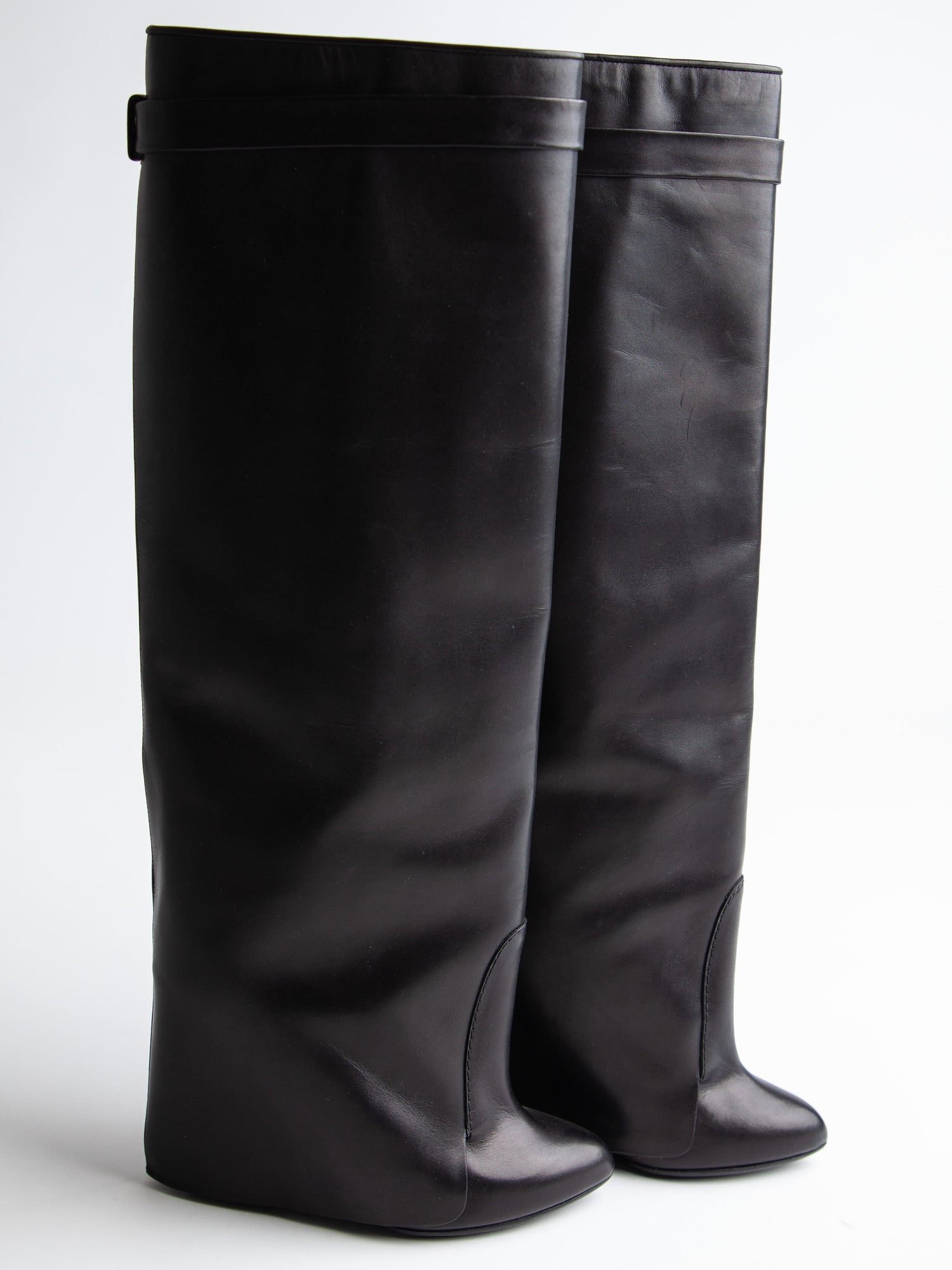 Good Givenchy Black Leather High-Heeled Boots Size 38.5