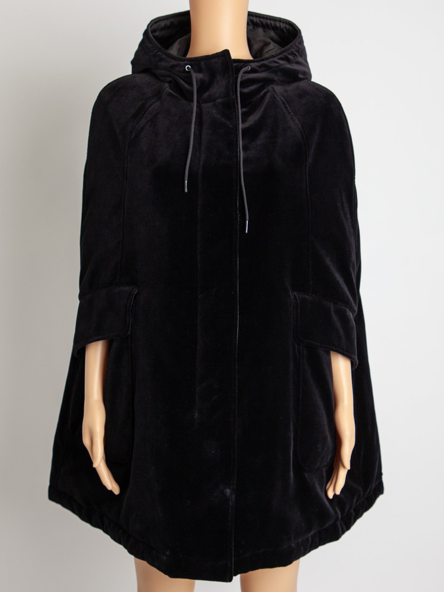 Prada Black Hooded Cape Coat Soft Viscose Women’s Good Condition