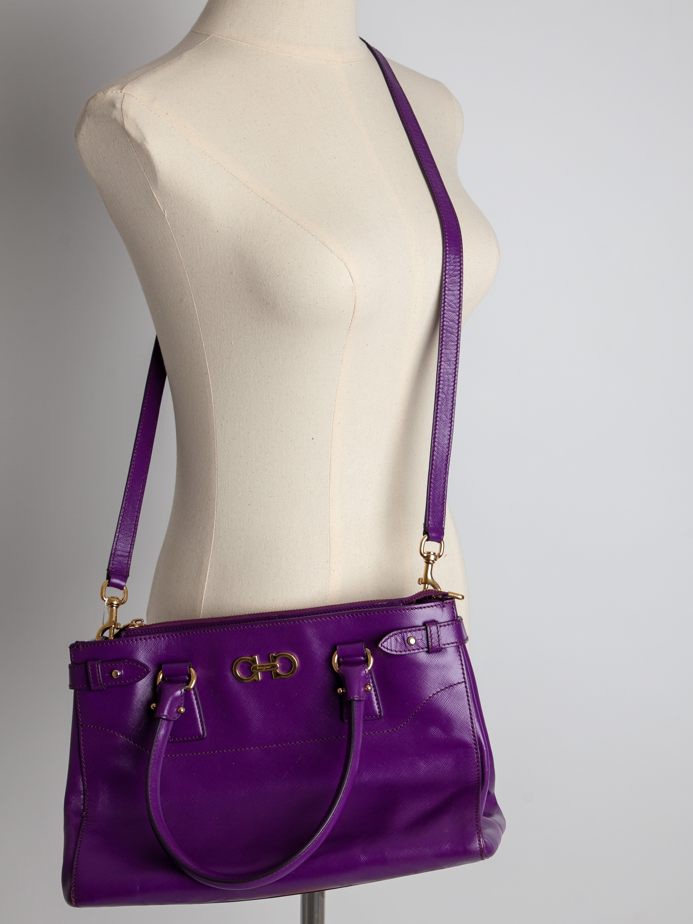 Good Salvatore Ferragamo Purple Leather Handbag with Gold Hardware