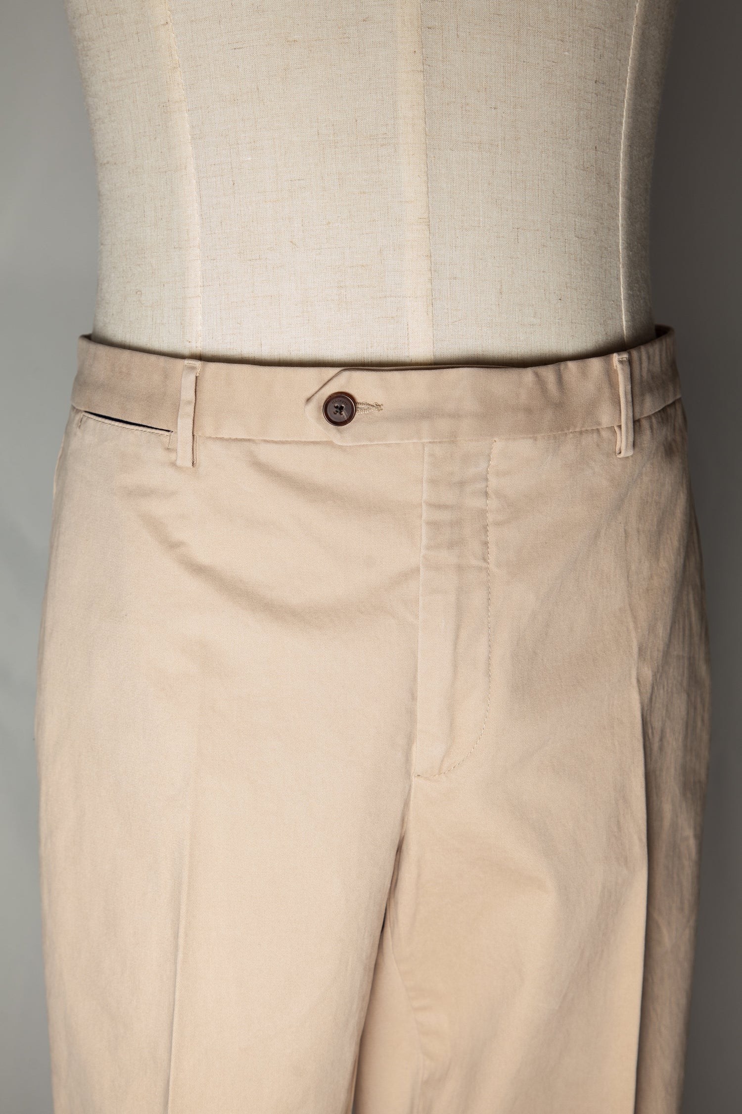Good Hackett White Cotton Natural Pants Size XL for Men