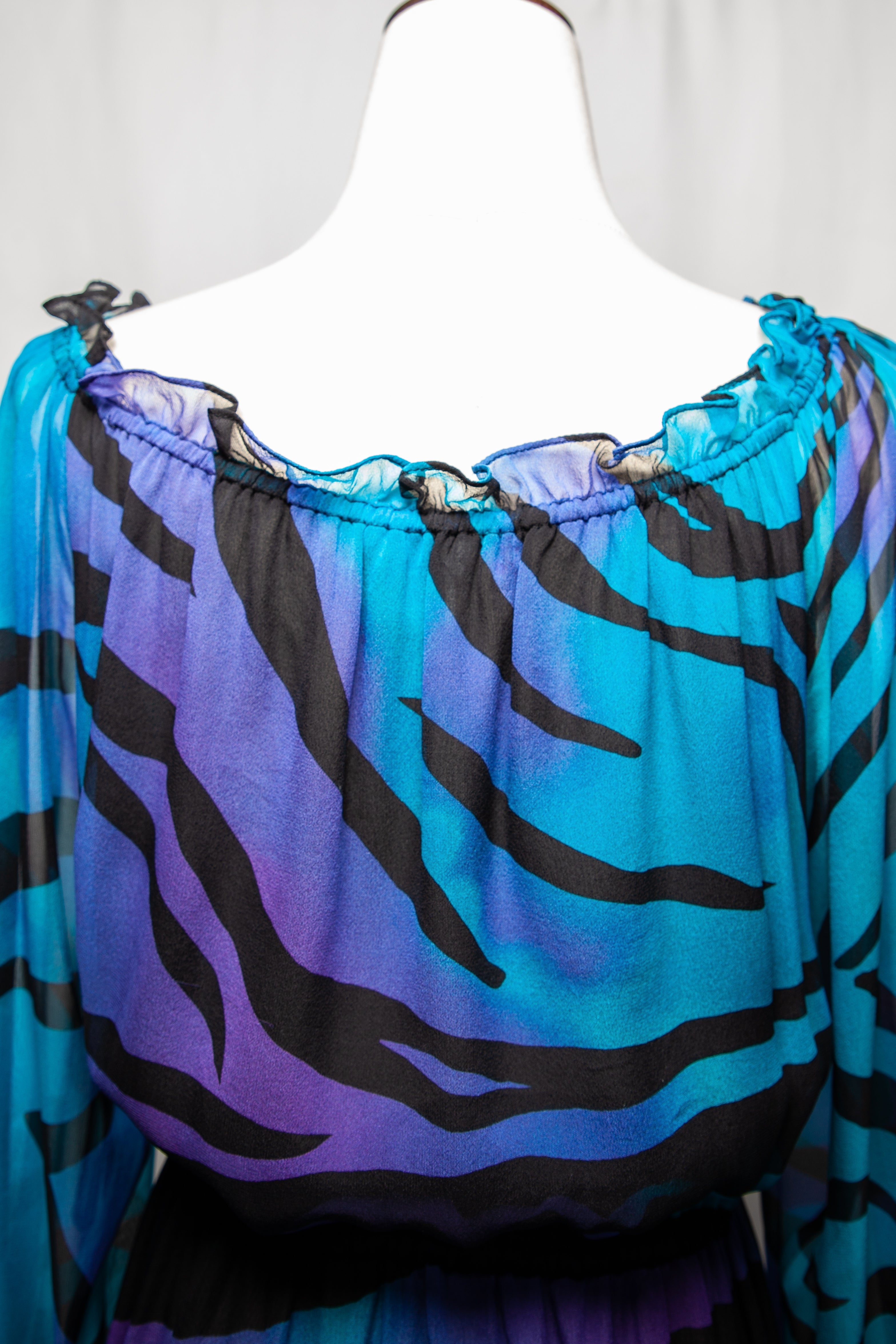 Good Diane von Furstenberg Blue Maxi Dress Size L Viscose Long Sleeve