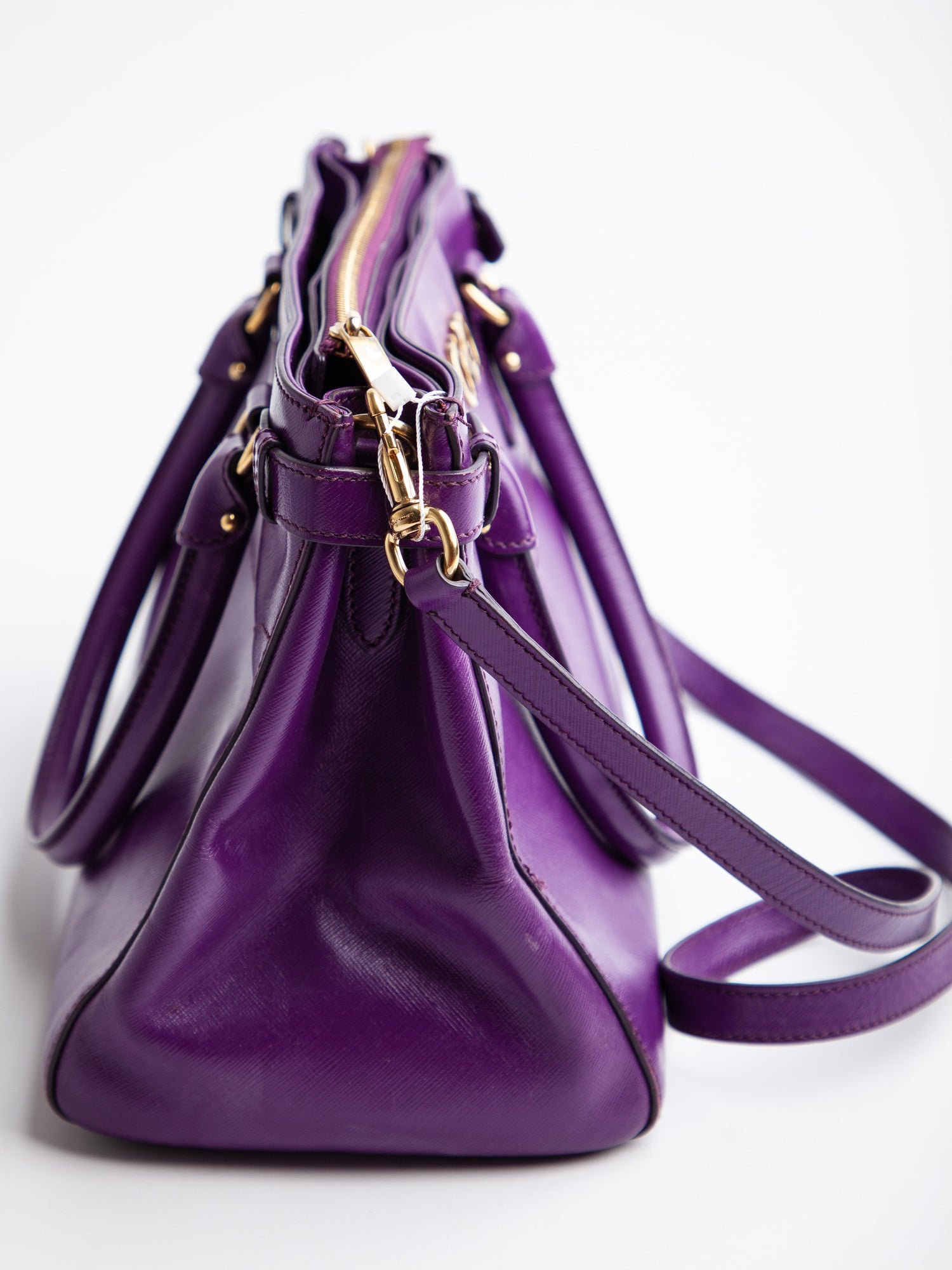 Good Salvatore Ferragamo Purple Leather Handbag with Gold Hardware