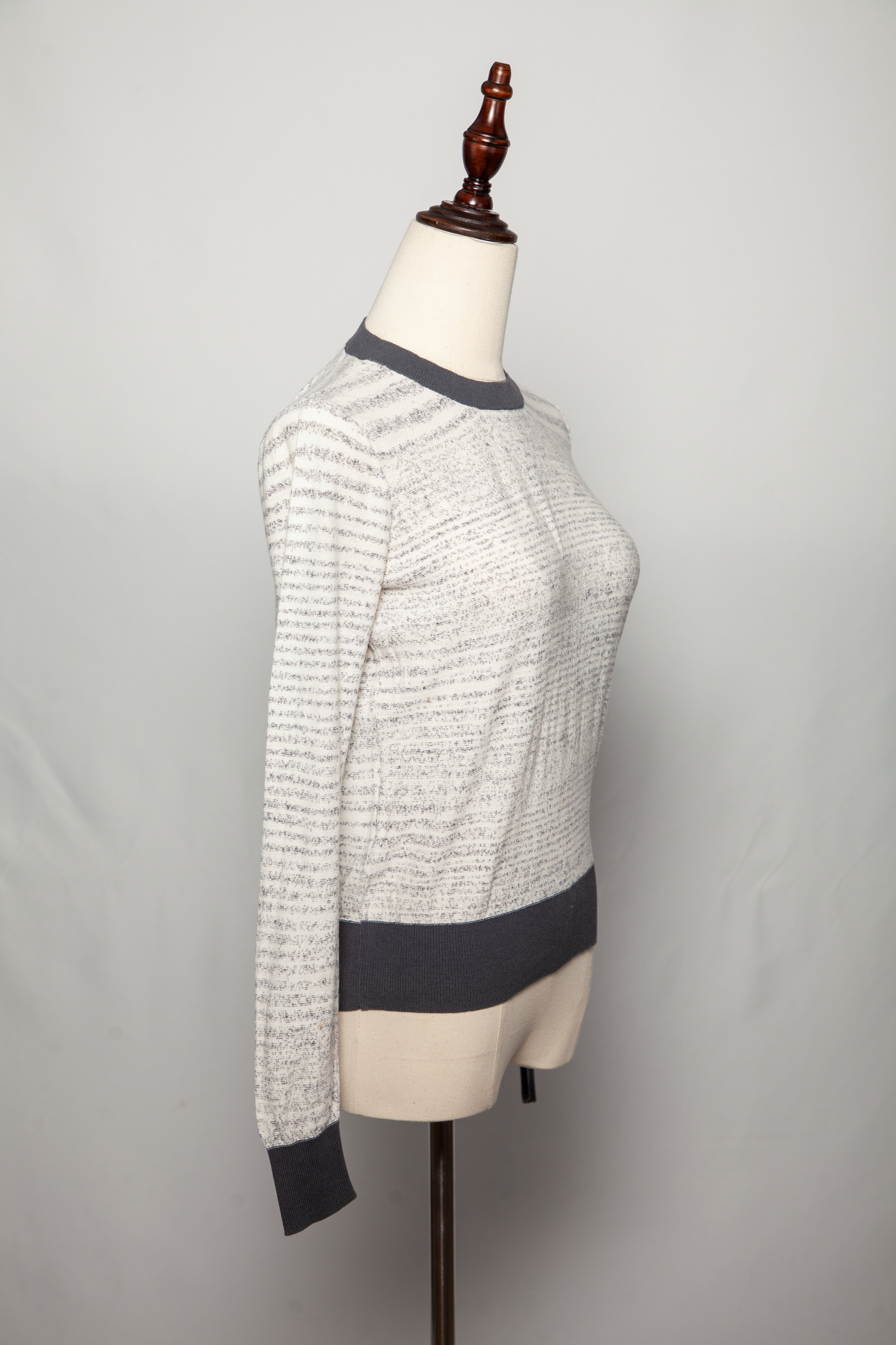 Average ATM Gray Viscose Sweater Size S with Pattern