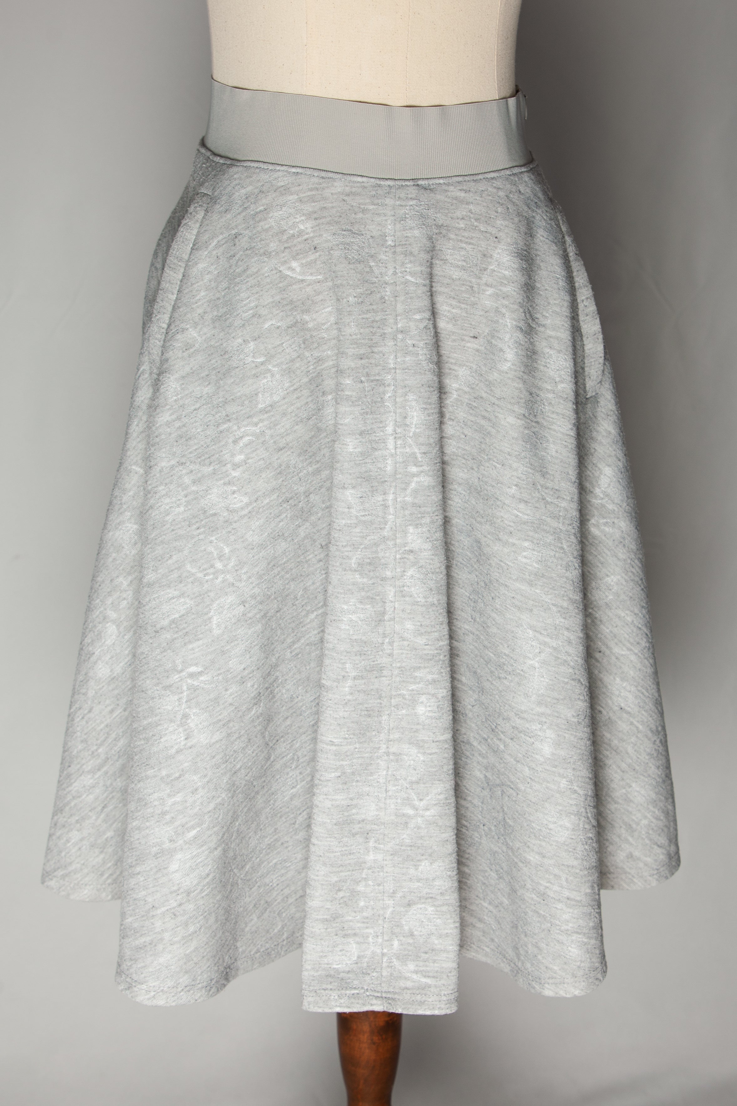 Good Barneys Newyork Gray A-Line Skirt Polyester Size XXS