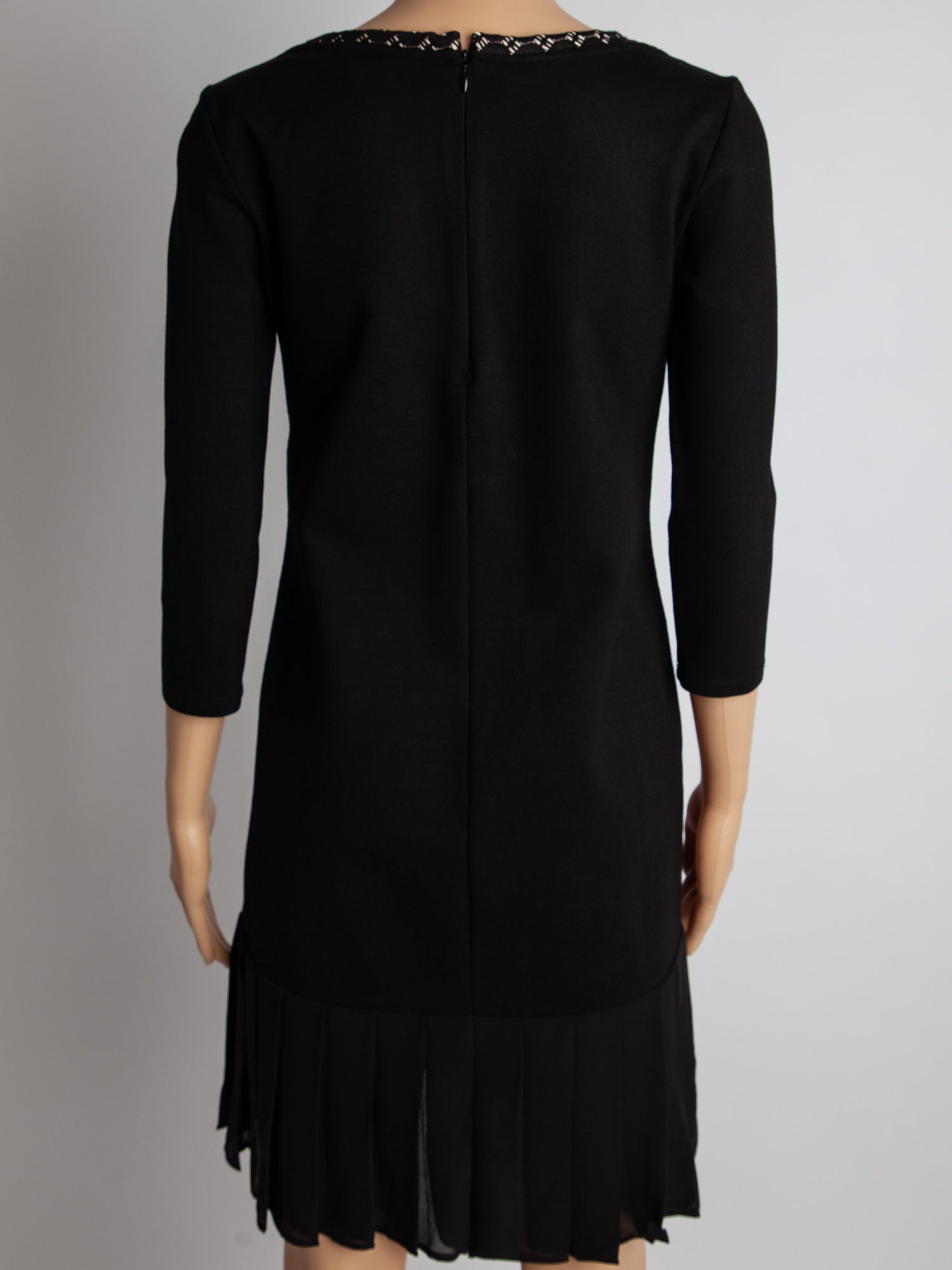 Good Marella Long-Sleeved Black and White Dresses Size M