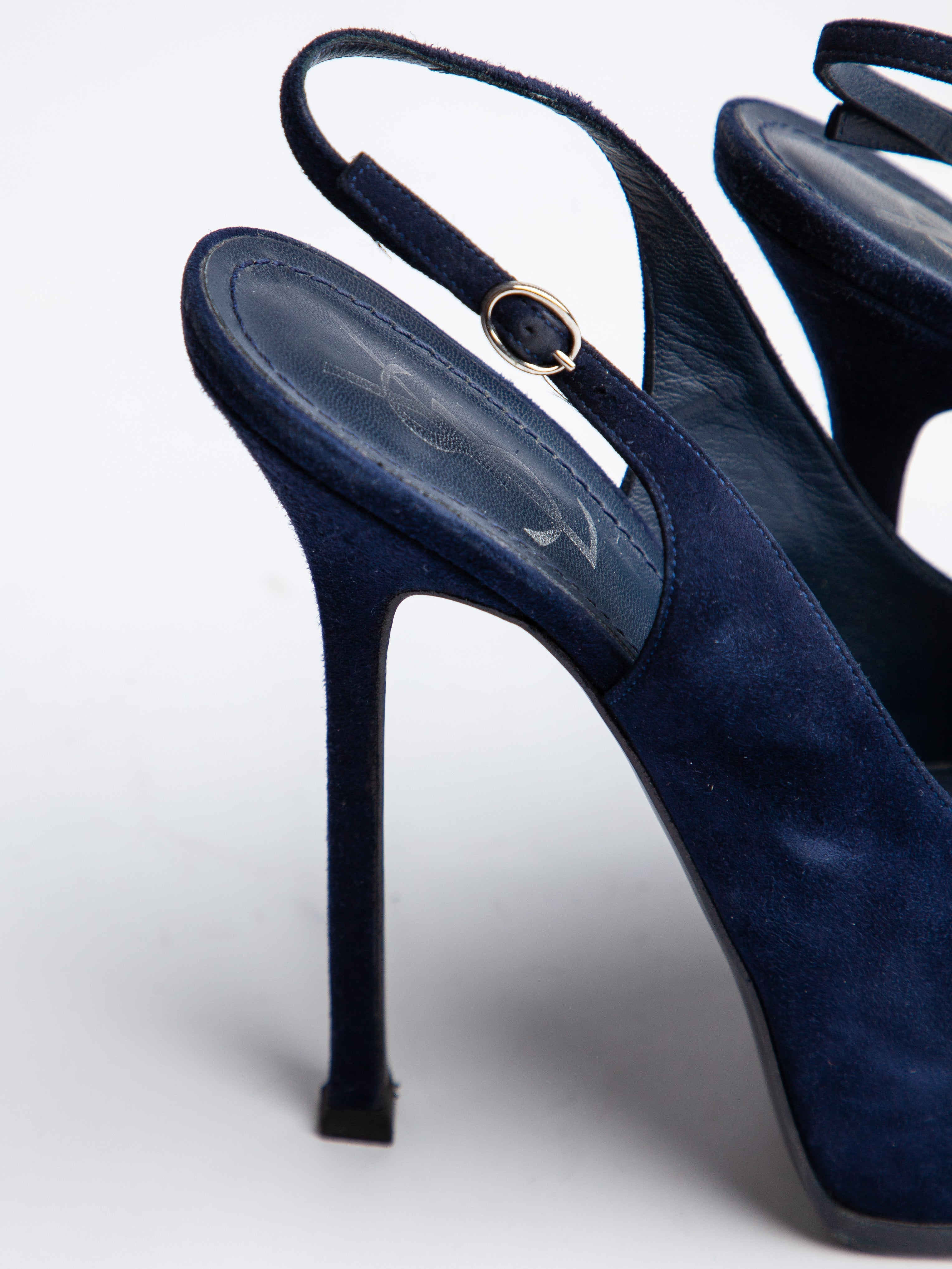 Good Yves Saint Laurent Blue Suede Slingbacks Size 37.5