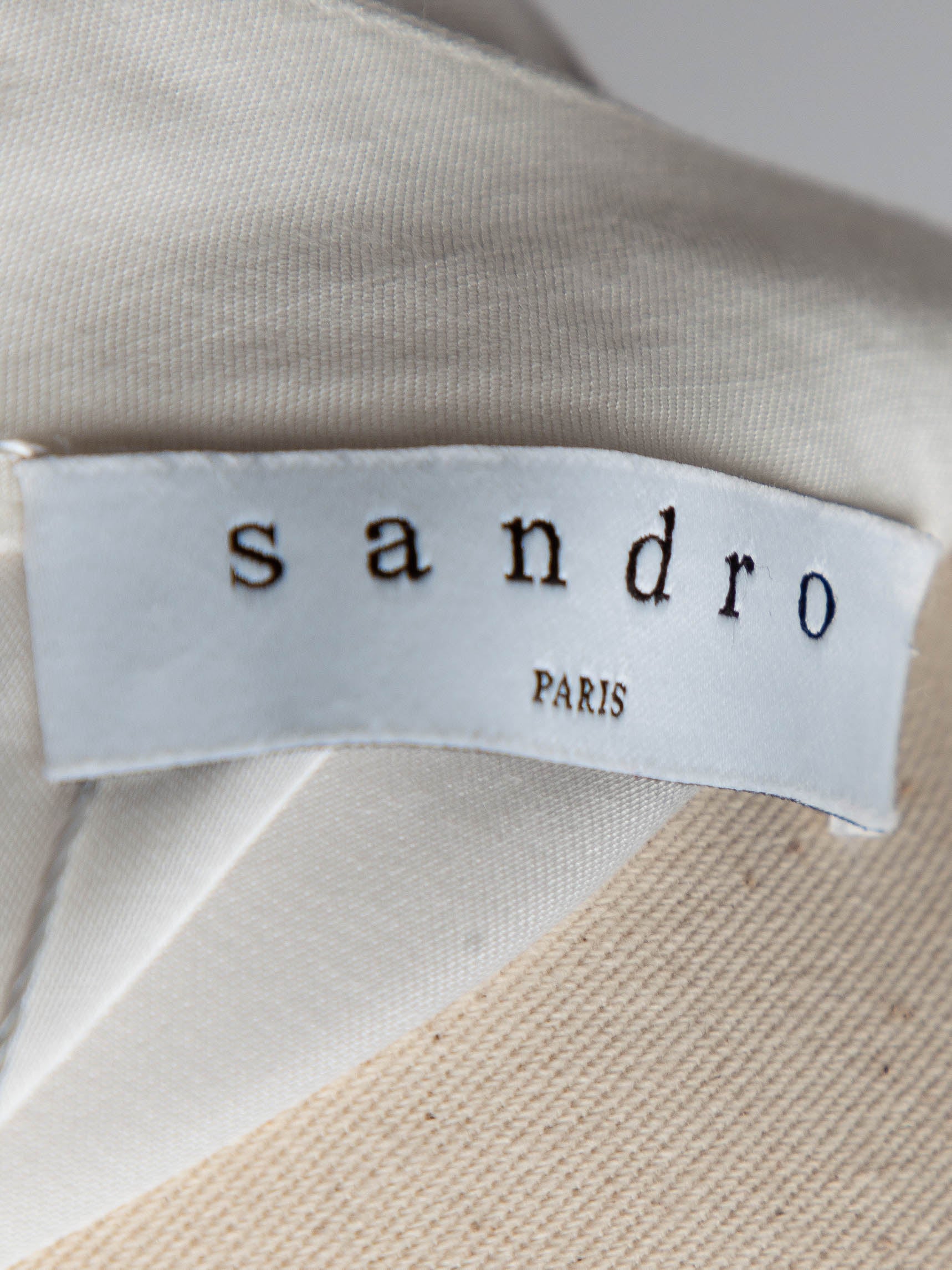 Good Sandro White Long-Sleeved Shirt Size L with Mock Neck