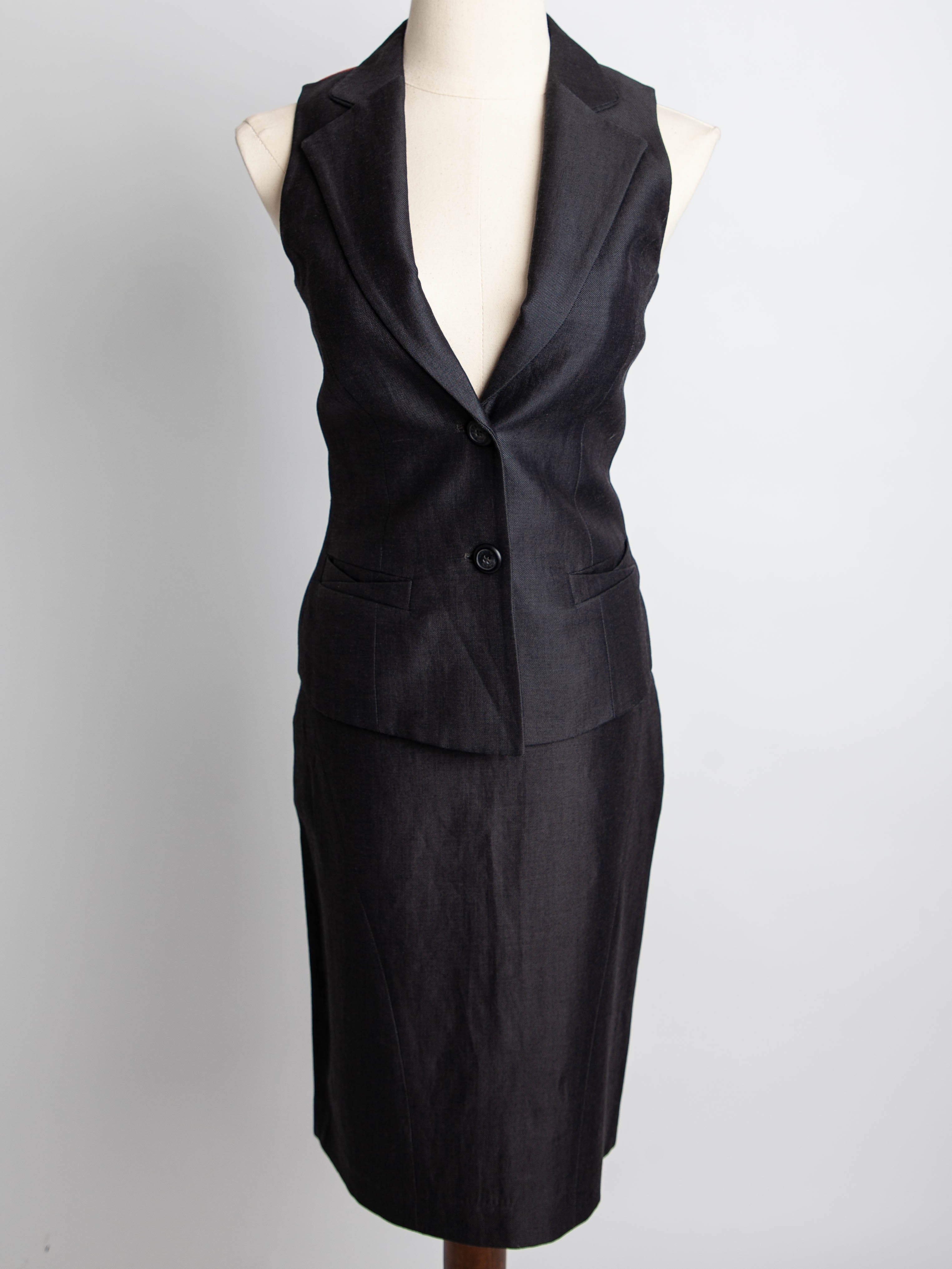 Good Ted Baker Black Sleeveless Two-Piece Outfit Vest & Skirt