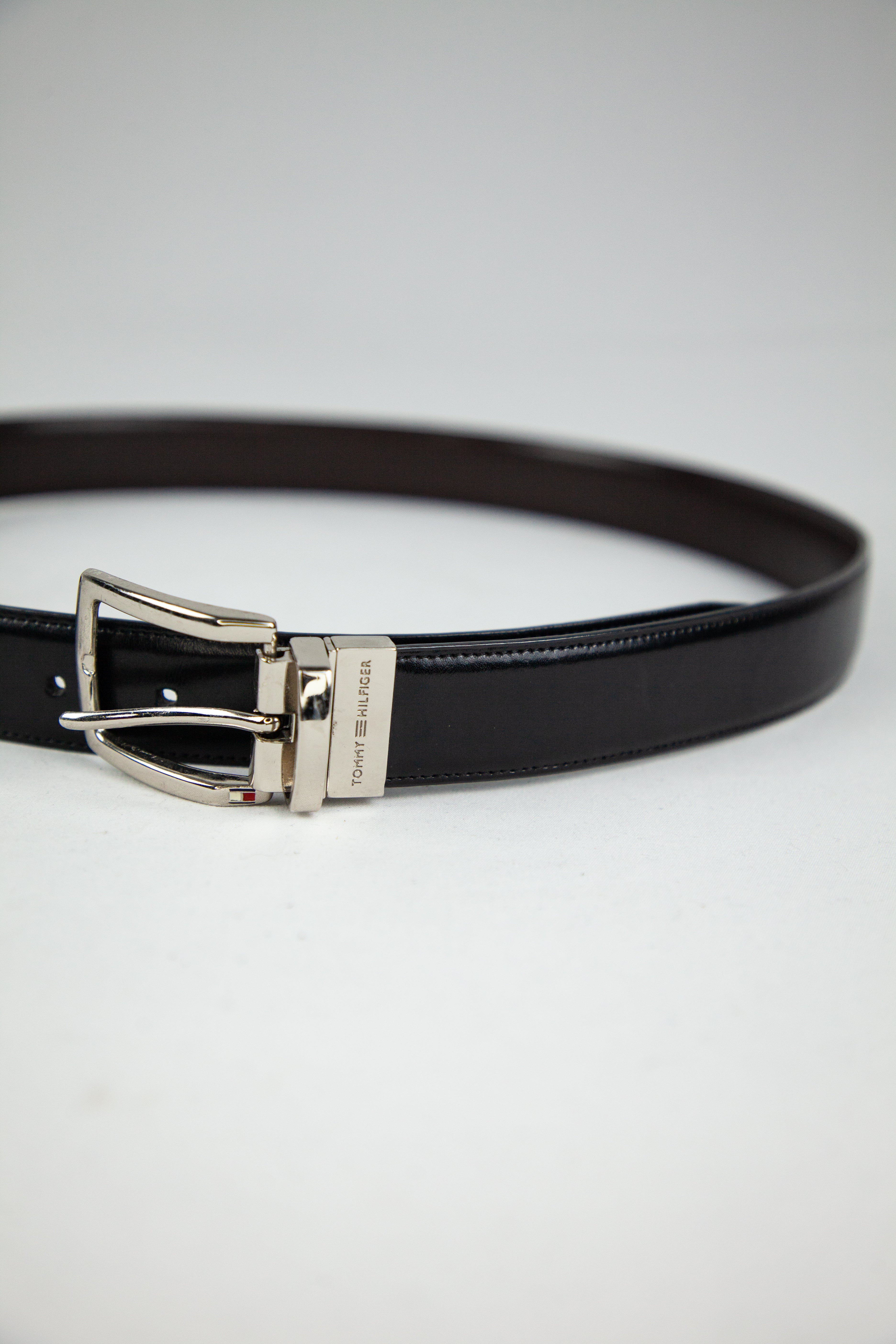 Good Tommy Hilfiger Black Genuine Leather Belt with Silver Buckle