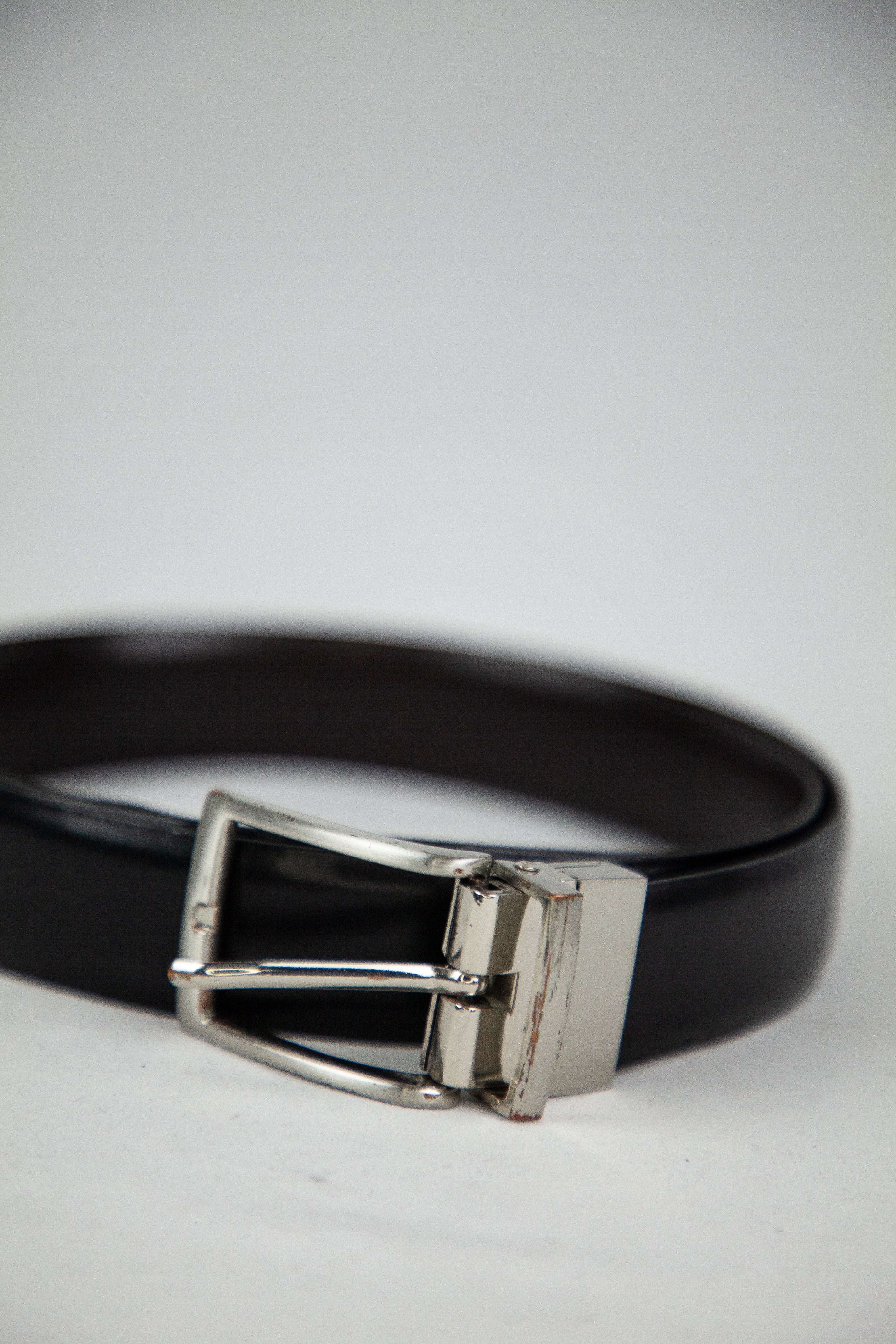 Good Tommy Hilfiger Black Genuine Leather Belt with Silver Buckle
