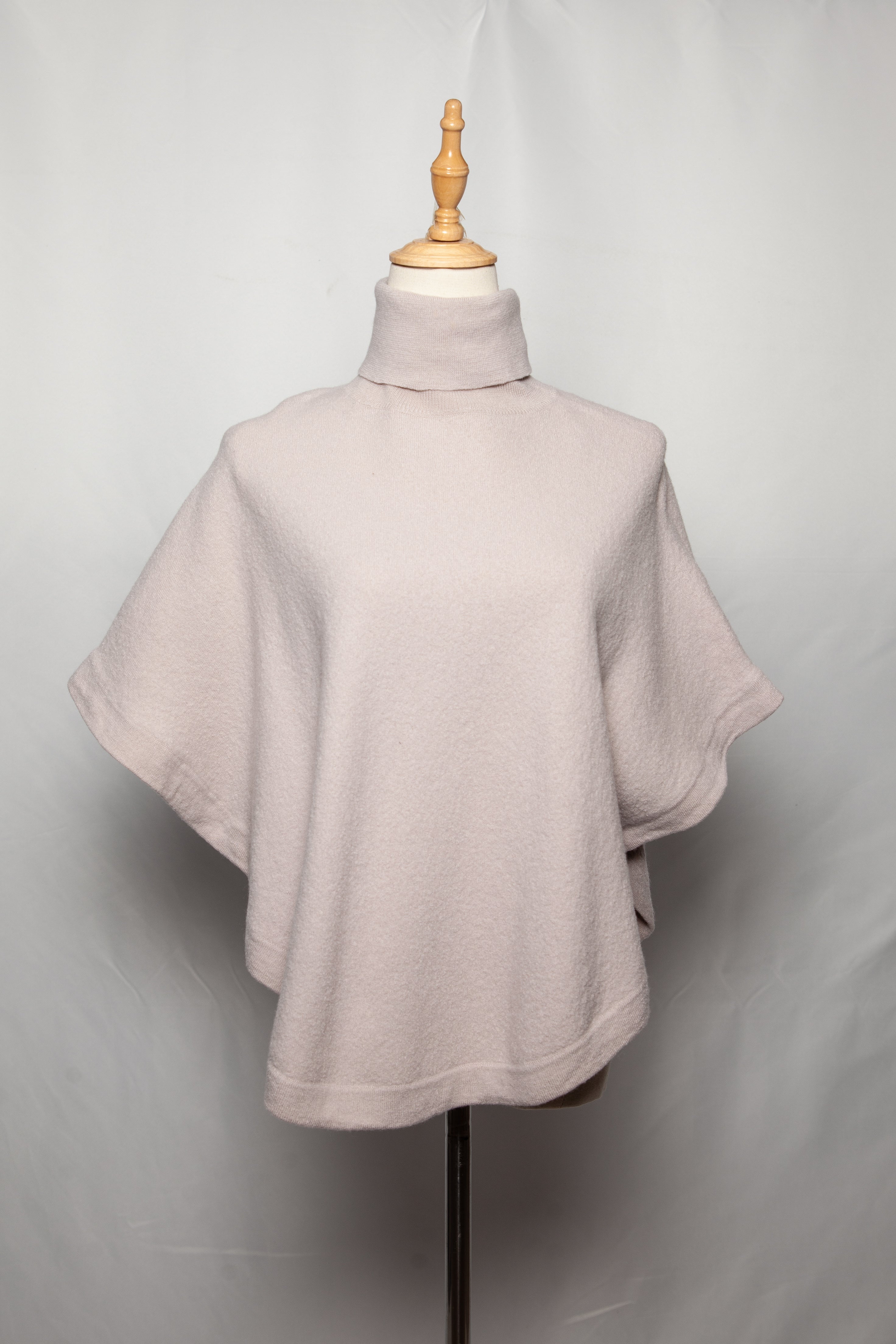 Good Condition Reiss White Angora Wool Poncho XS