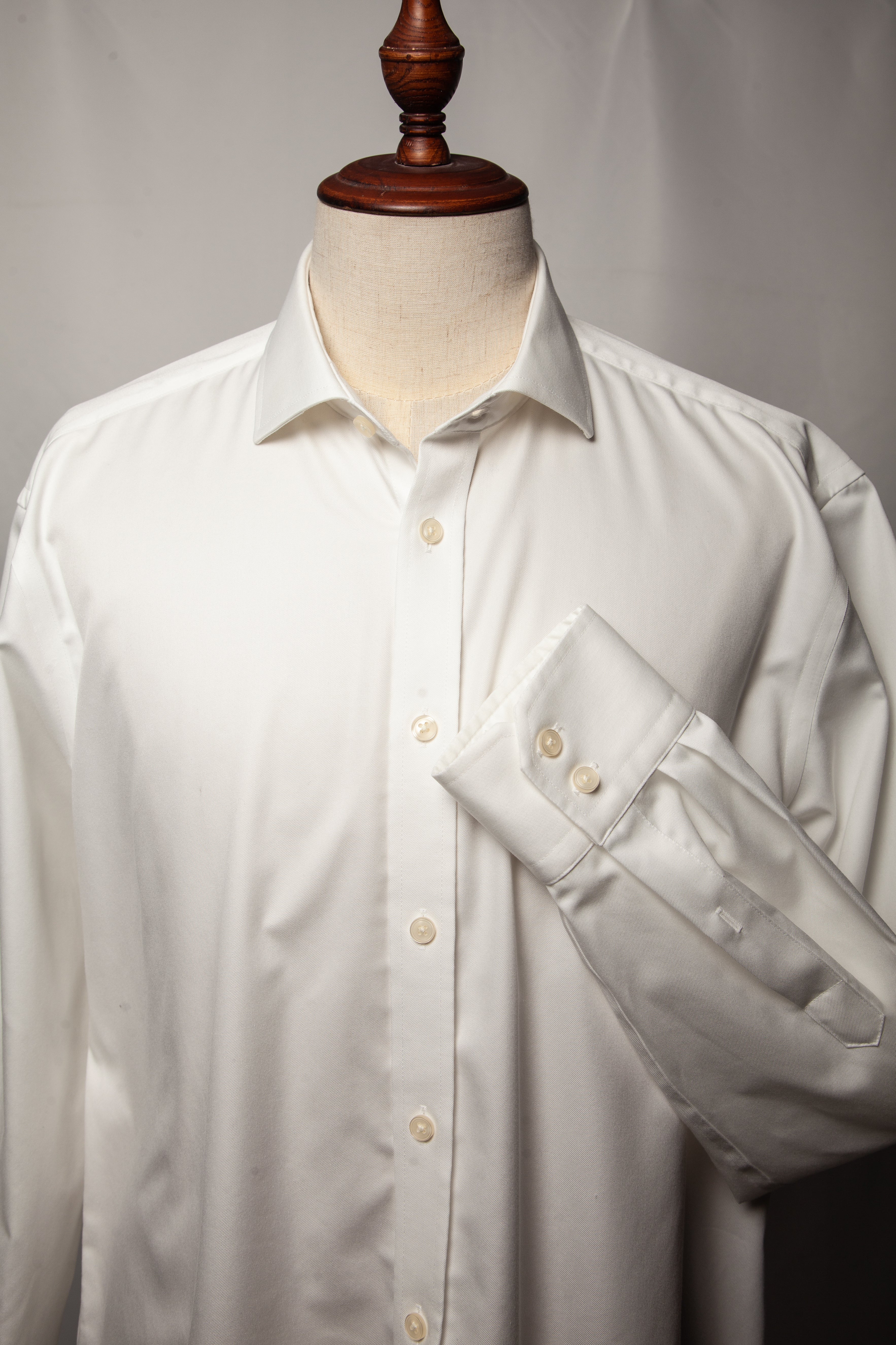 Good Hawes & Curtis White Cotton Dress Shirt Size XL for Men