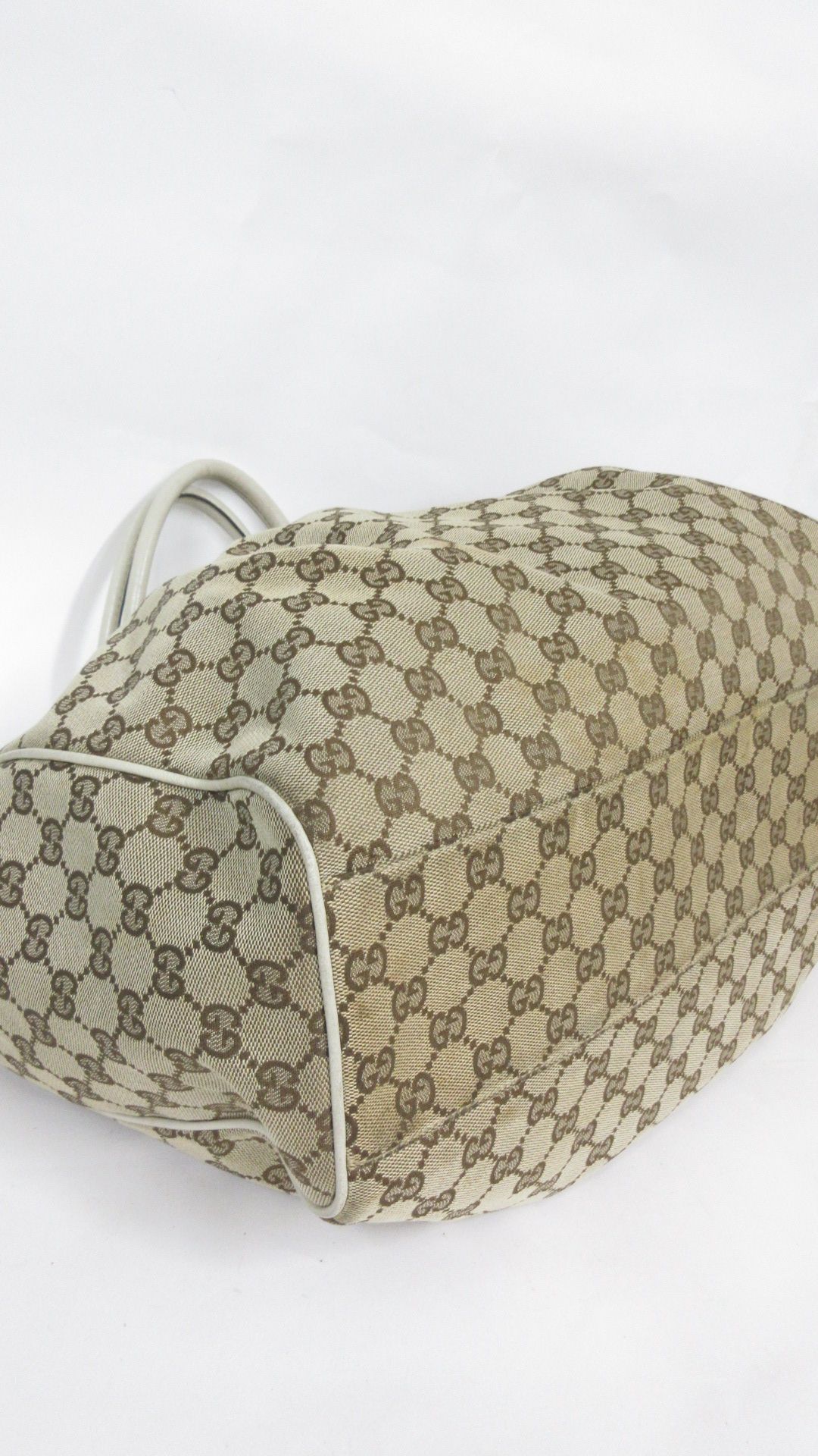 Gucci Gg Canvas Sukey Tote