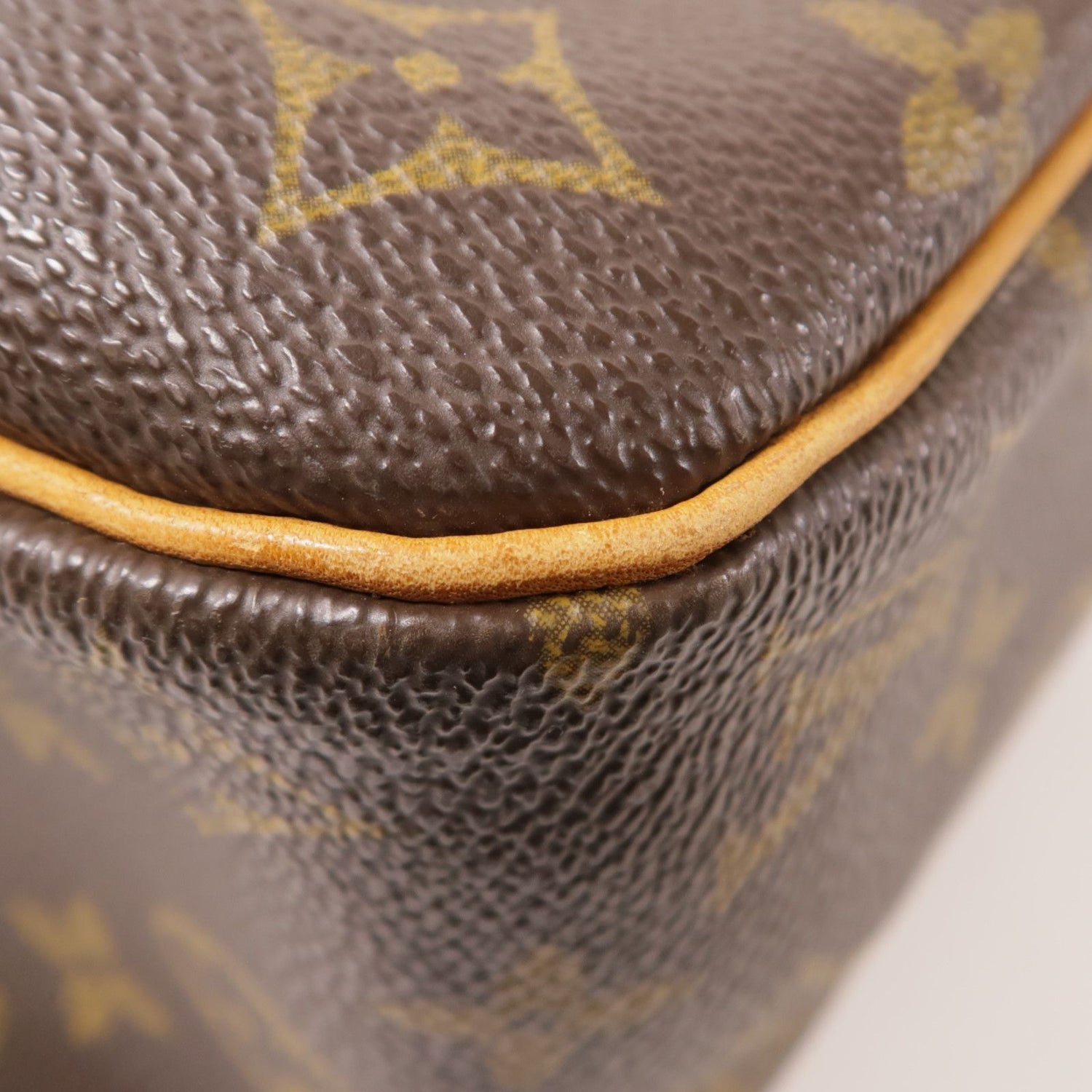 Louis Vuitton Monogram Cite Gm Gold Shoulder Bag Brown Shoulder Bag M 51181