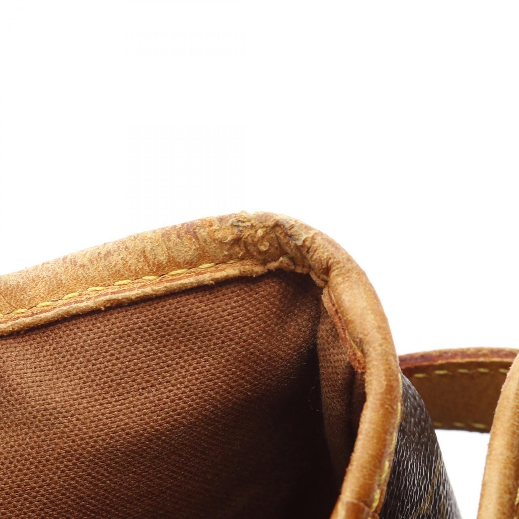 Louis Vuitton Batignolles Horizontal, Monogram