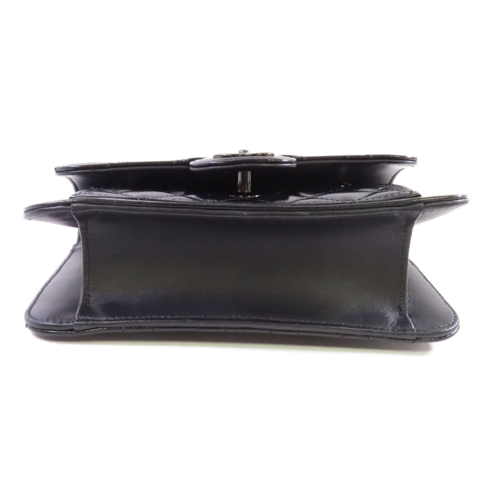 Chanel Black Cowhide Leather Mini Flat Chain Shoulder Bag Hand-handed Shoulder Bag 2way Shoulder Bag Calfskin (cow