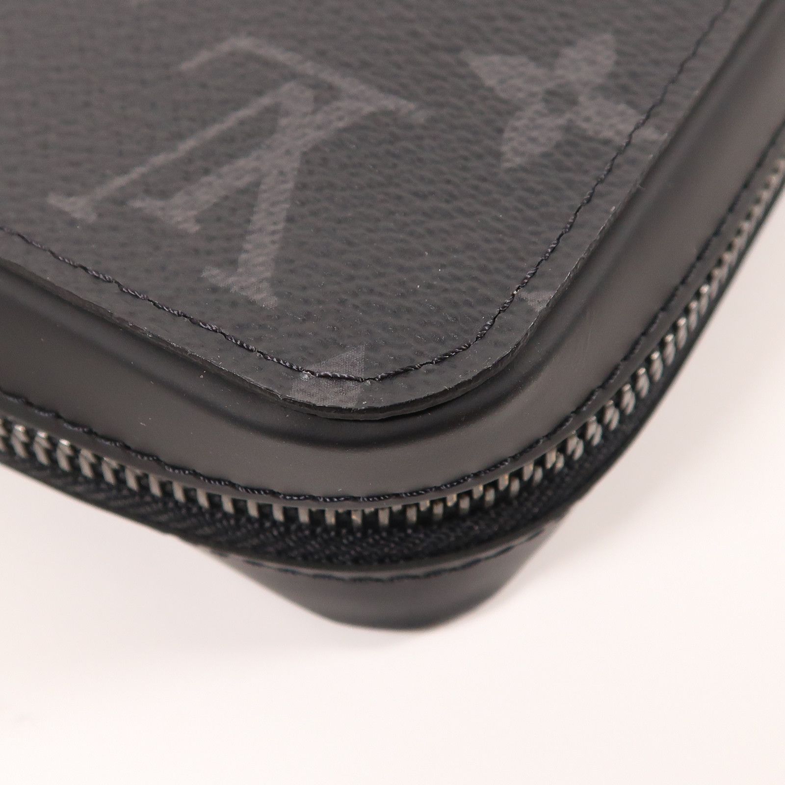 Louis Vuitton Monogram Eclipse Zippy Xl Wallet Changzhenbao Black Around Long Wallet M 61698