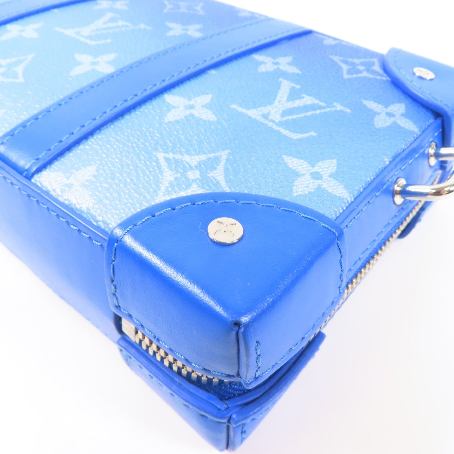 Louis Vuitton Monogram Clouds Soft Trunk Wallet Blue Shoulder Bag M 45432