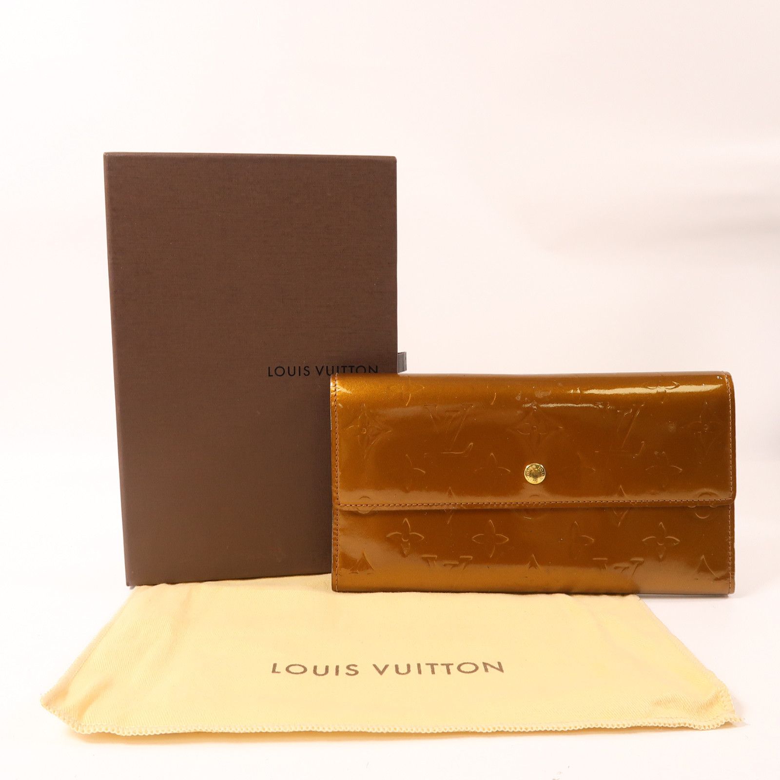 Louis Vuitton Vernis Long Wallet ____ Color Brown Double Sided Long Wallet M 65107