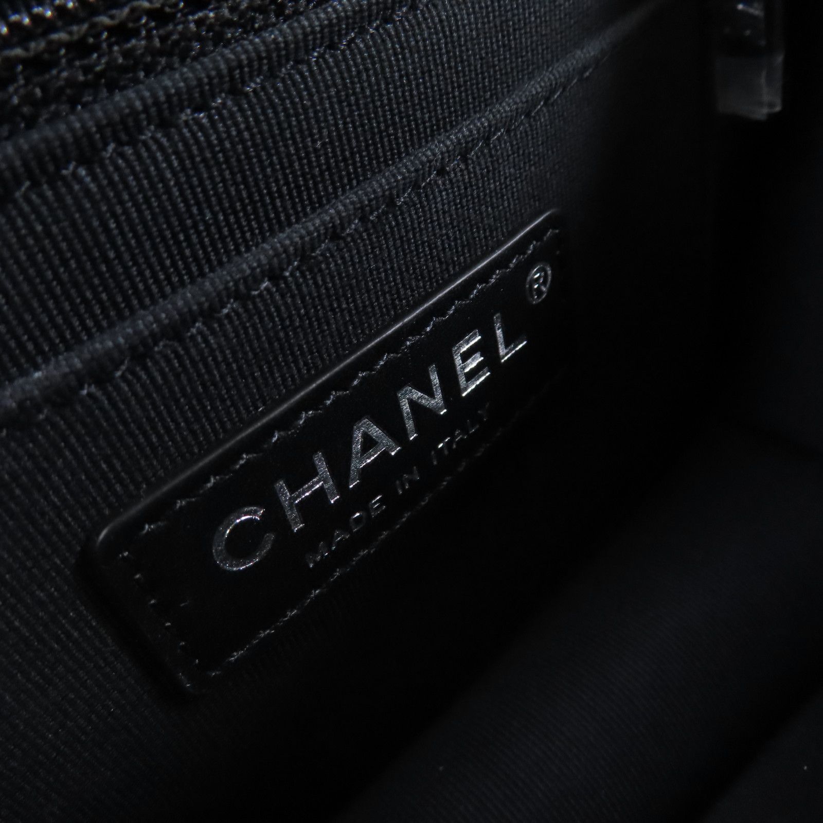 Chanel Black Cowhide Leather Mini Flat Chain Shoulder Bag Hand-handed Shoulder Bag 2way Shoulder Bag Calfskin (cow