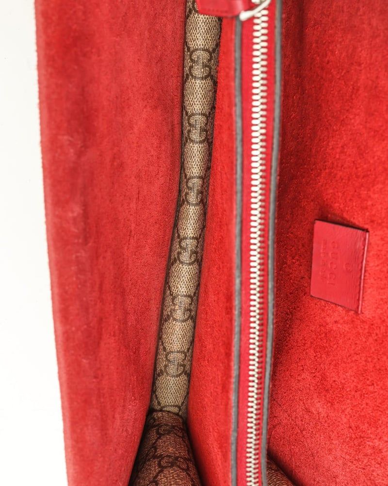 Gucci GG Supreme Small Dionysus Bag