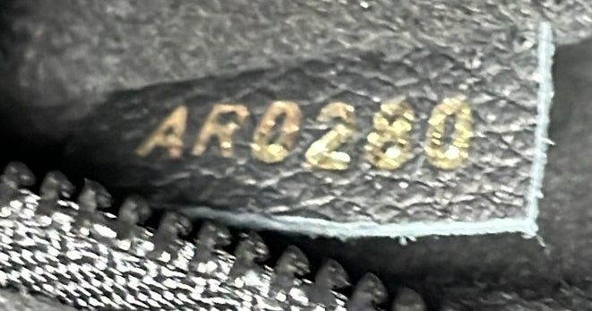 Louis Vuitton Lockme Monochrome Tote Leather Pm