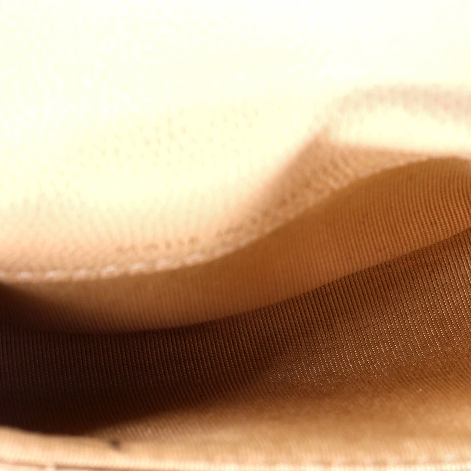 Chanel CC Pearl Coin Card Holder With Chain Quilted Caviar