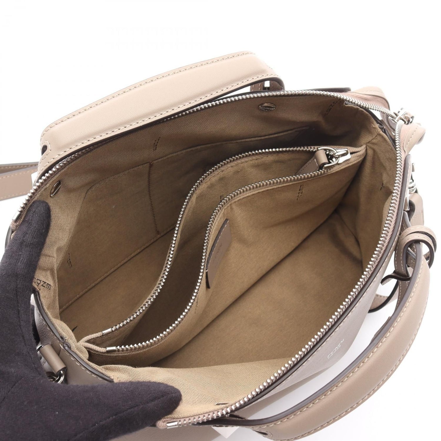 Fendi By The Way Medium Handbag Beige Leather 8bl 146 1d 5